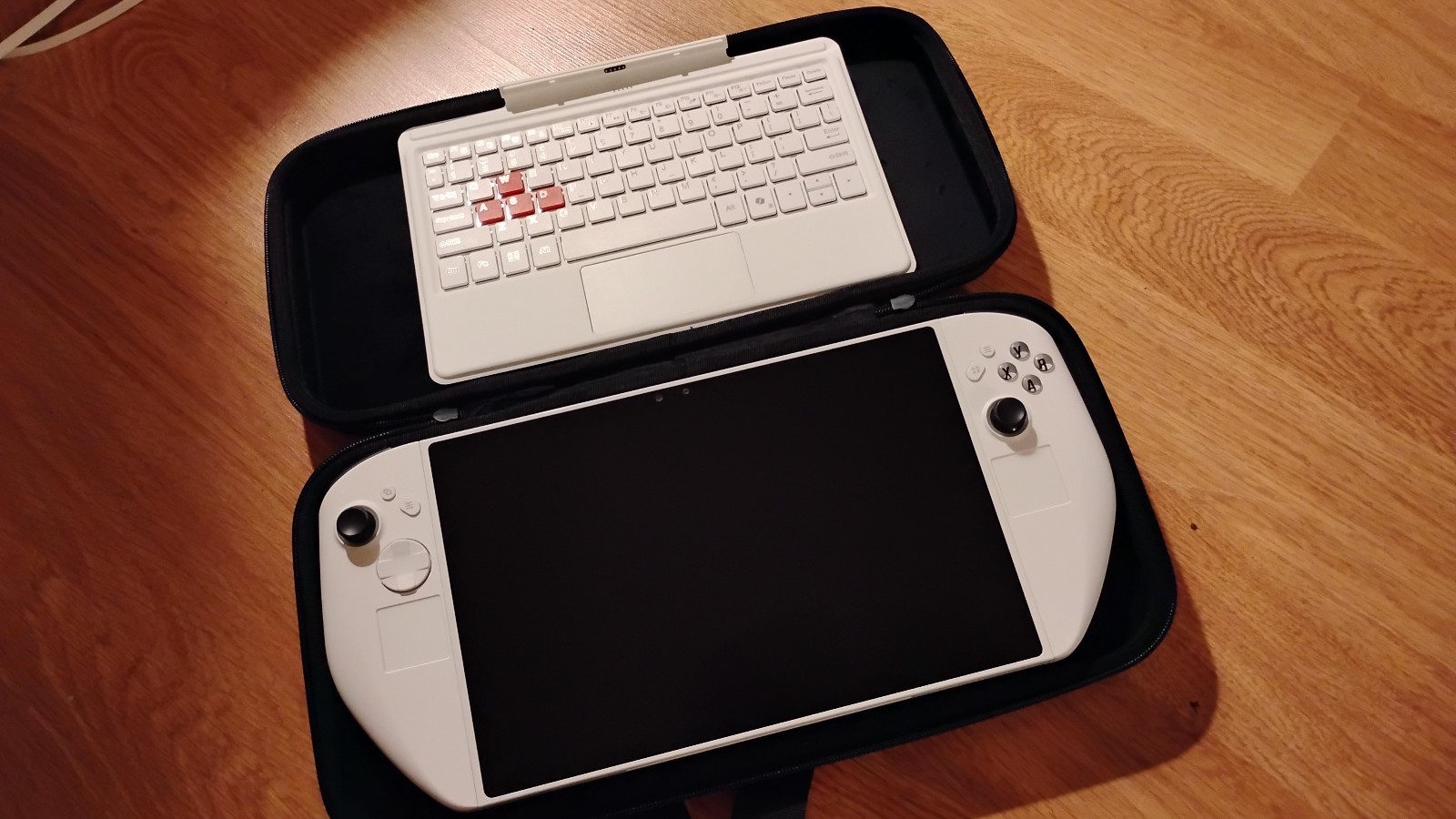 Abxylute 3D One PC Gaming Handheld | Glasses Free 3D | 11″ Screen | 32GB RAM