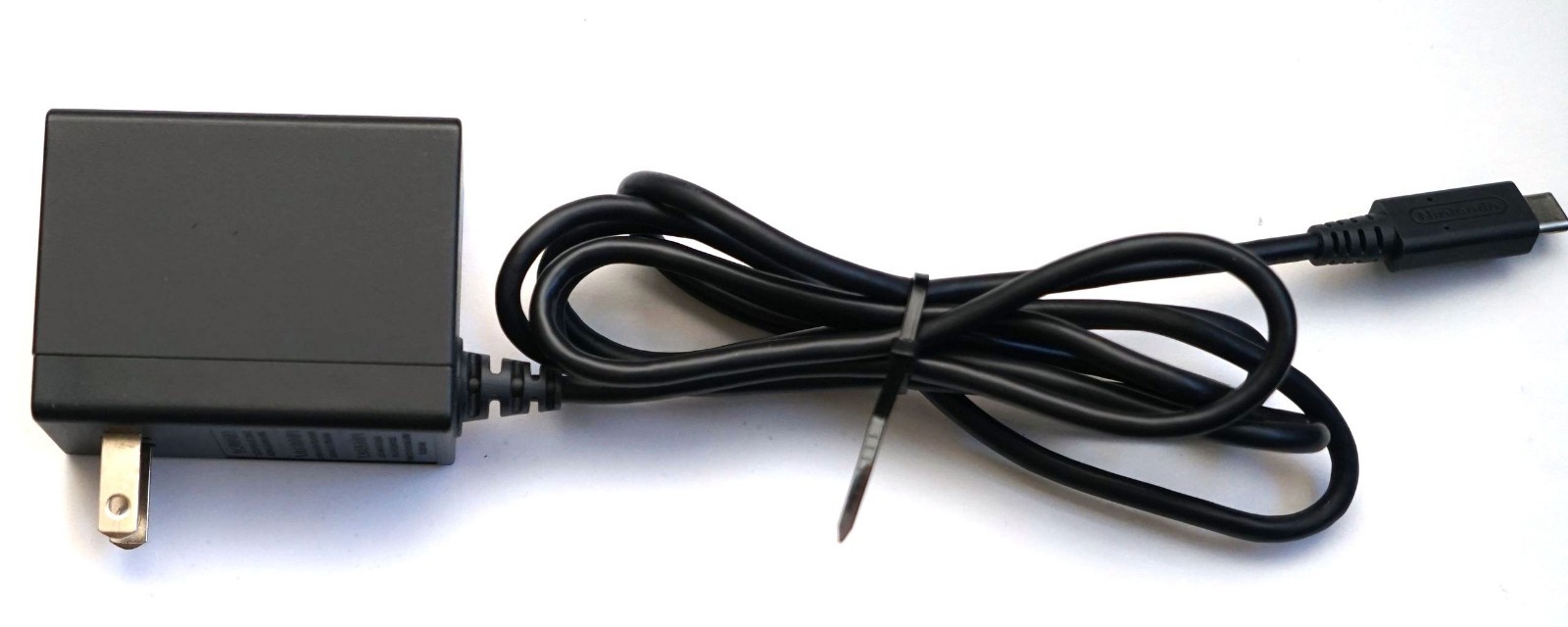 Nintendo AC Adapter Charger for Nintendo Switch HAC-002 USZ