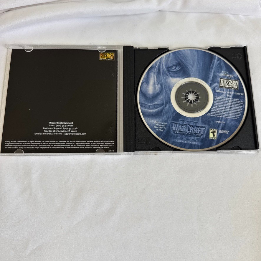 Warcraft III: The Frozen Throne- Expansion Set-2003 Blizzard PC CD-ROM w Key-VG+