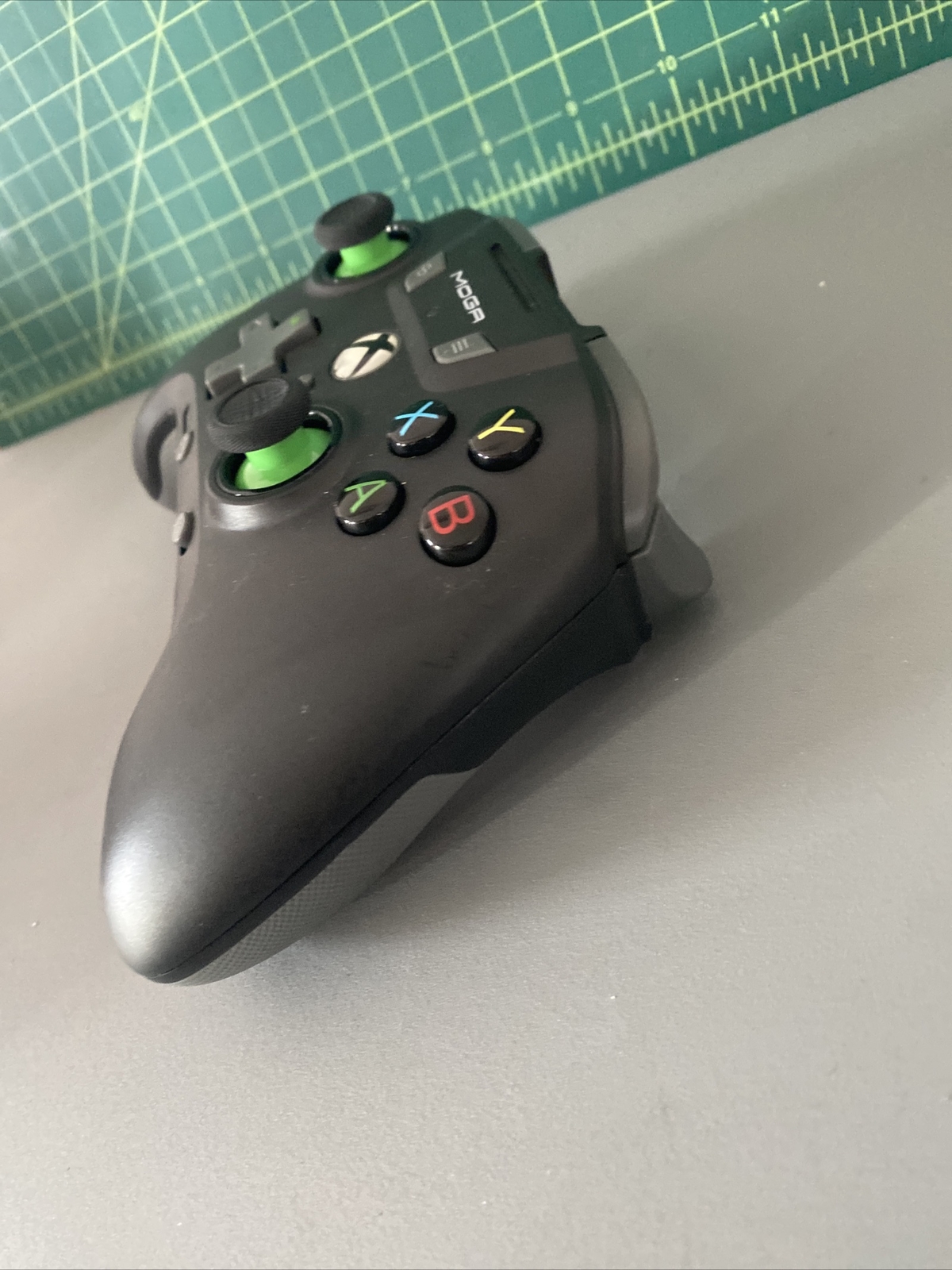MOGA XP5-X Plus Bluetooth Controller for Android/PC w/ 3000mAh Power Bank