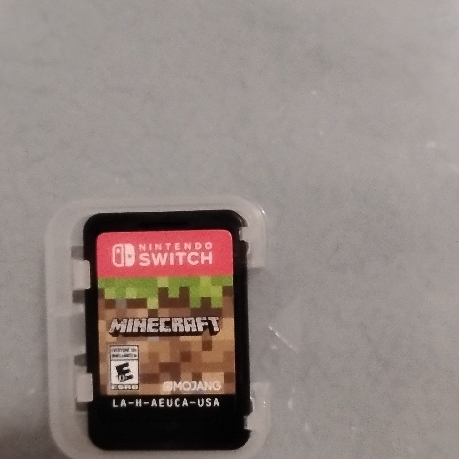 Mojang Minecraft – Nintendo Switch, E10+, NTSC-U/C (US/Canada)