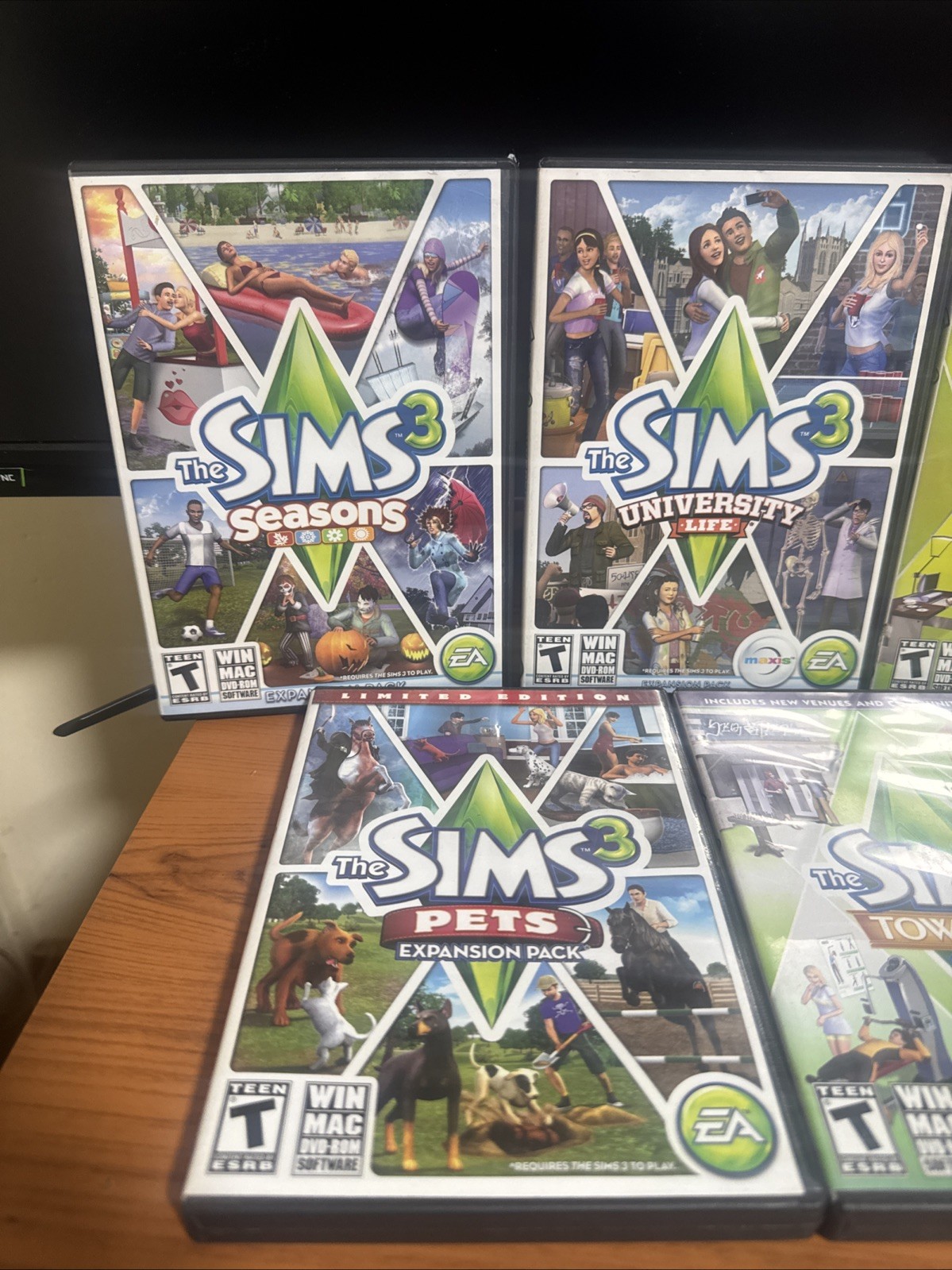The SIMS 3 Expansion Packs Bundle 5 Game LOT For PC WINDOWS/MAC