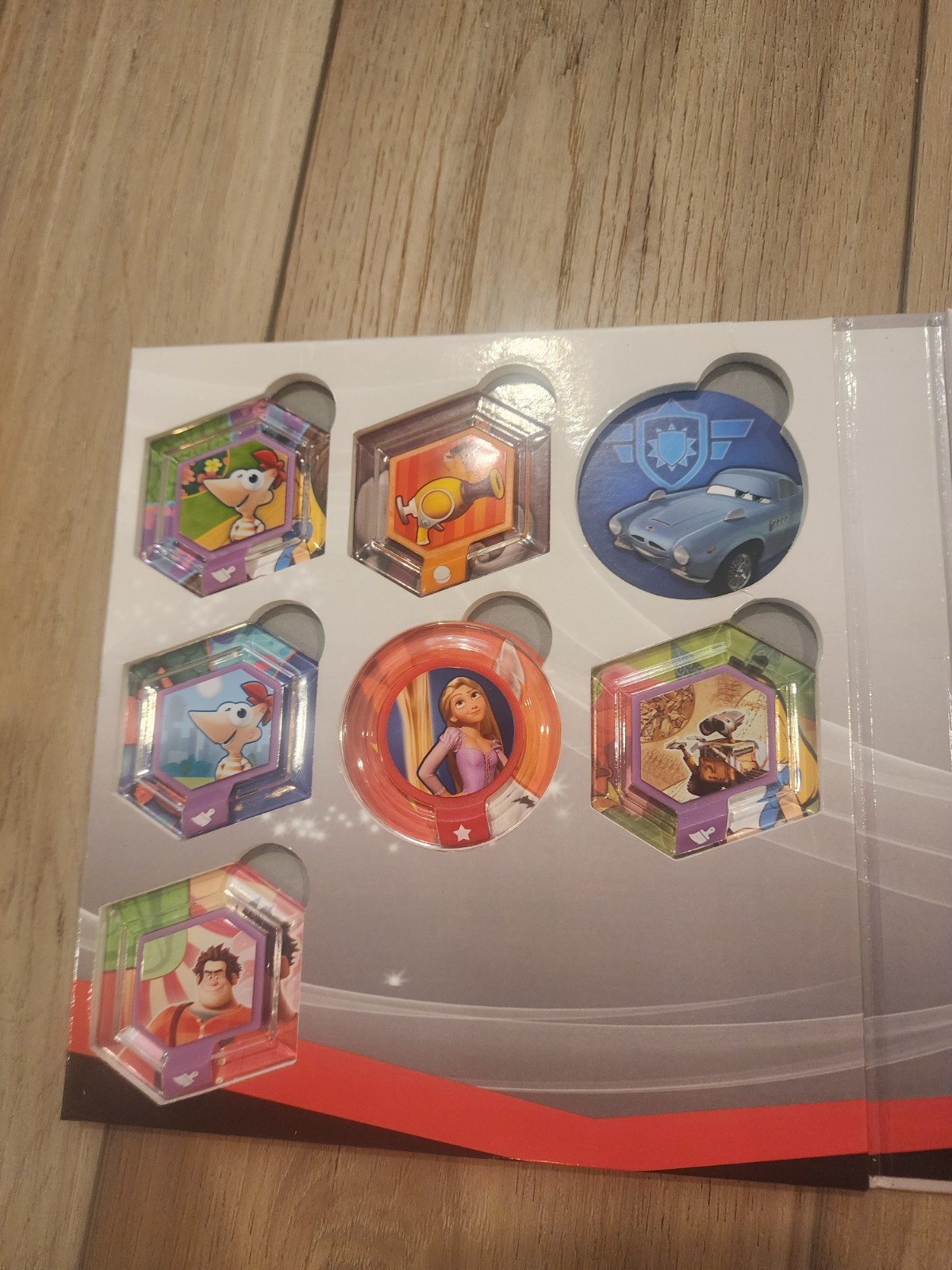 Disney Infinity Power Disc Lot – Album with 17 Power Discs
