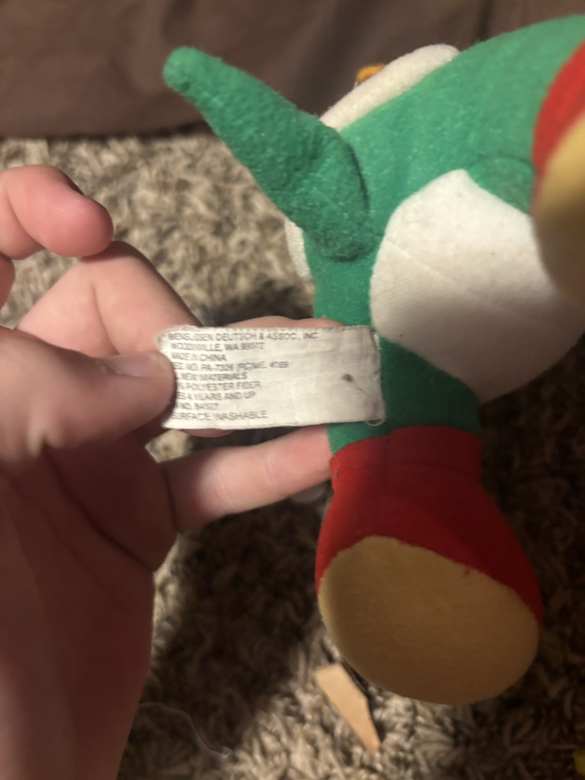 VTG TOYSITE YOSHI PLUSH NINTENDO 8” N64 ERA.