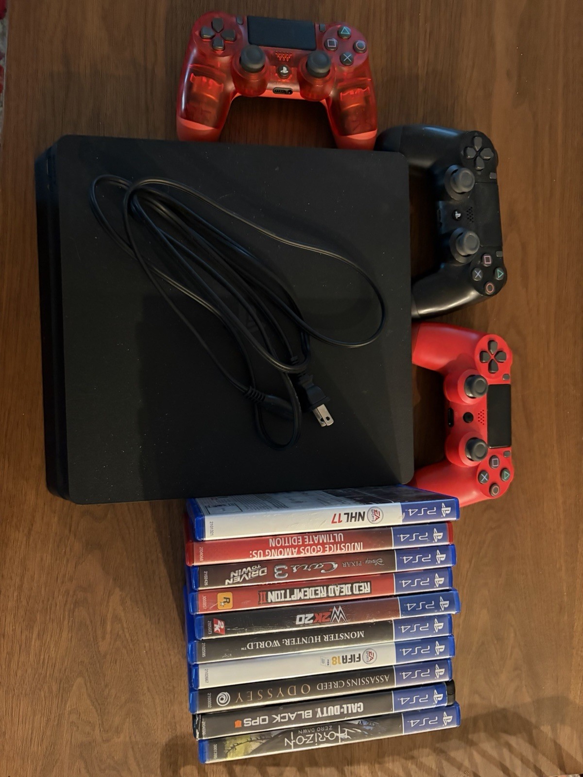 Sony PlayStation 4 Slim Console Bundle 3 Controllers Power Cable, multiple Games