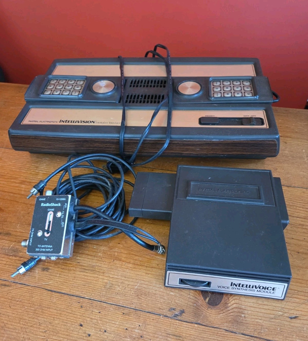 ColecoVision/Intellivision Mattel Console w/2 Controllers Video Game Untested