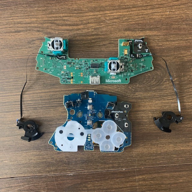 Microsoft Xbox Elite Series 2 Controller With Mouse Click Buttons Mod Installed