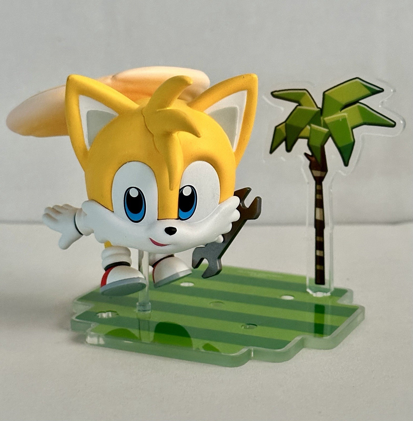 Hot Toys Cosbi Collection Sonic the Hedgehog Tails Boxed Collectible Figure
