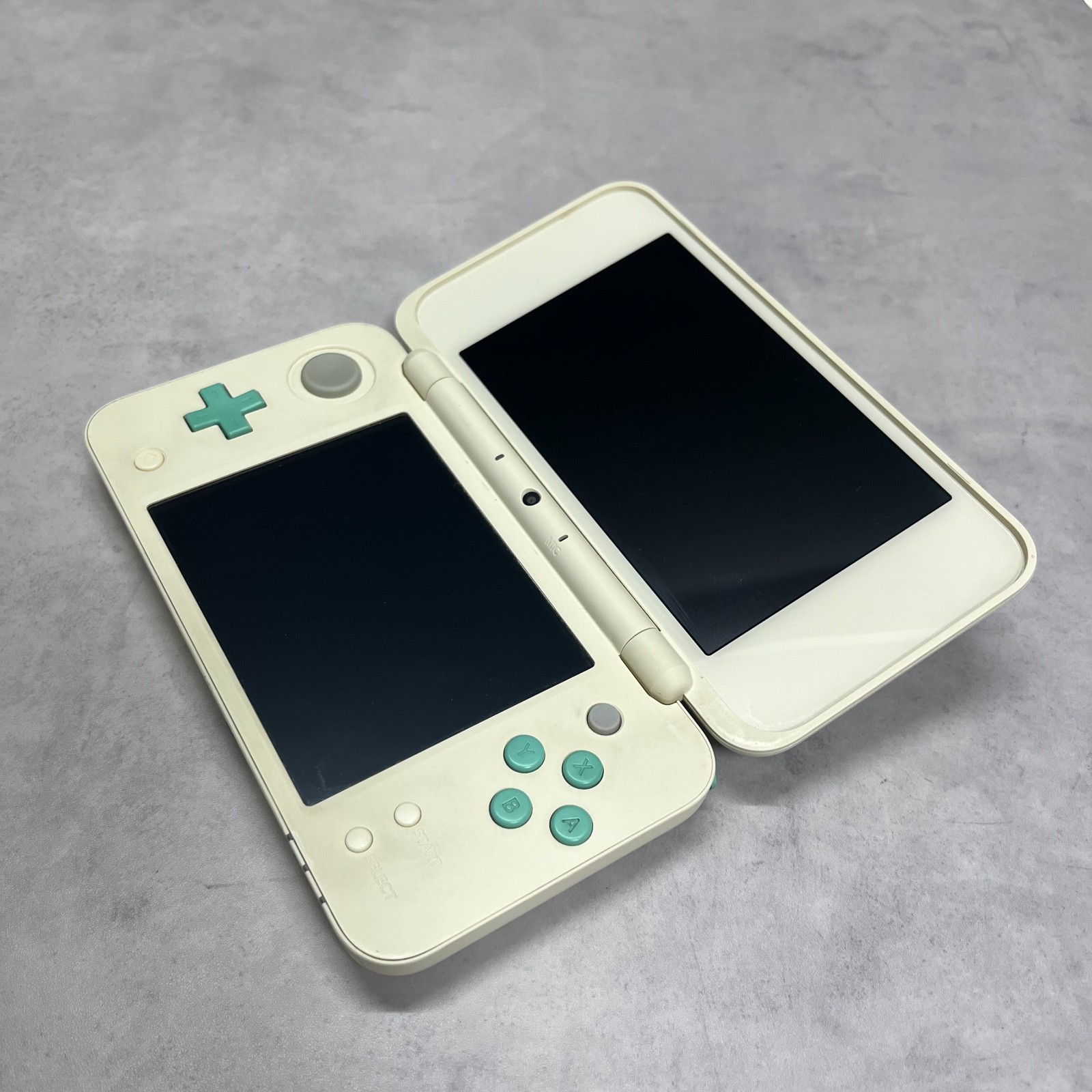 New Nintendo 2DS XL LL Animal Crossing Doubutsu No Mori Console Tested Good!!