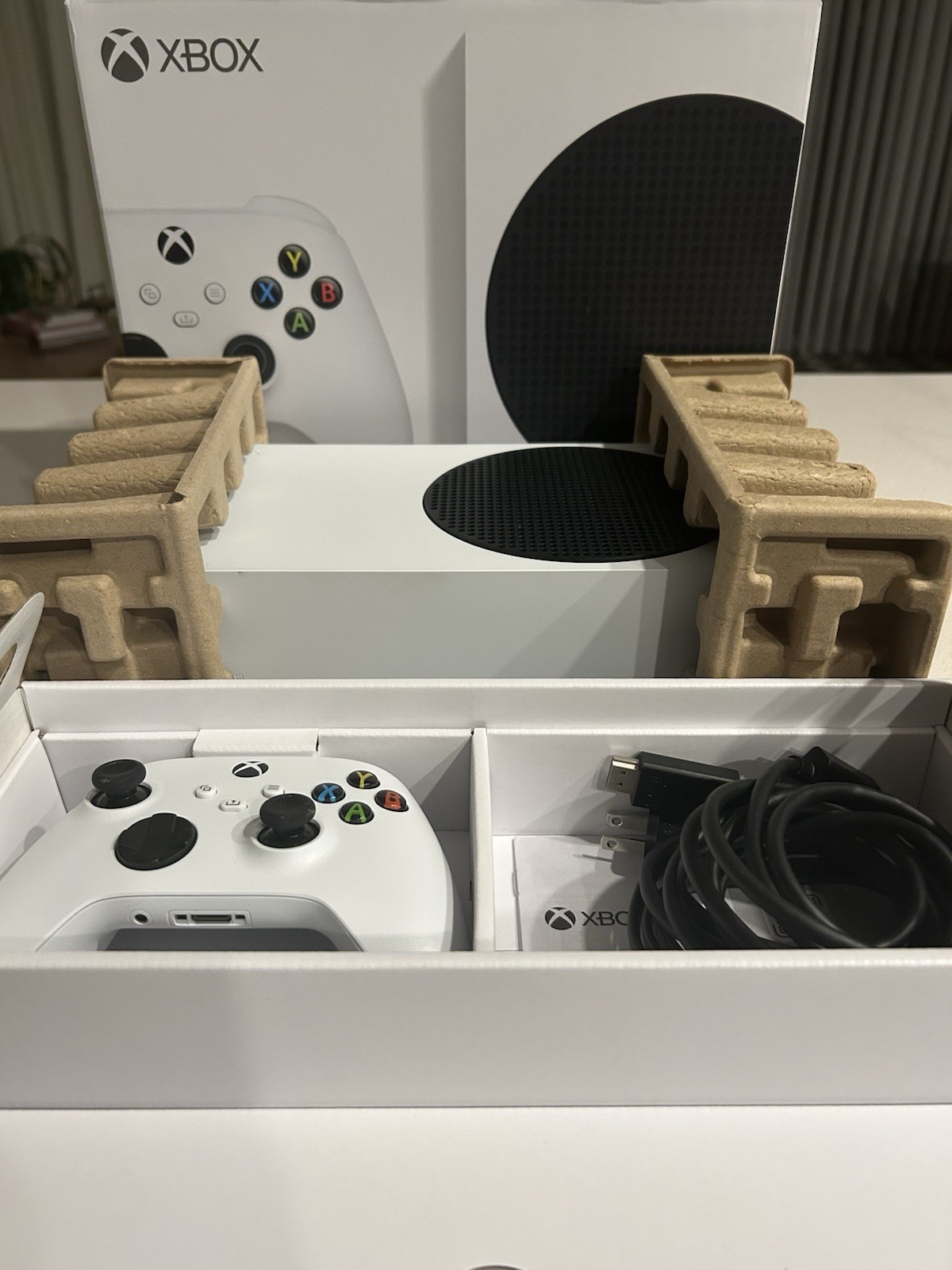 Microsoft Xbox Series S 512GB SSD White Console 4K 120 FPS w/ Controller Cables