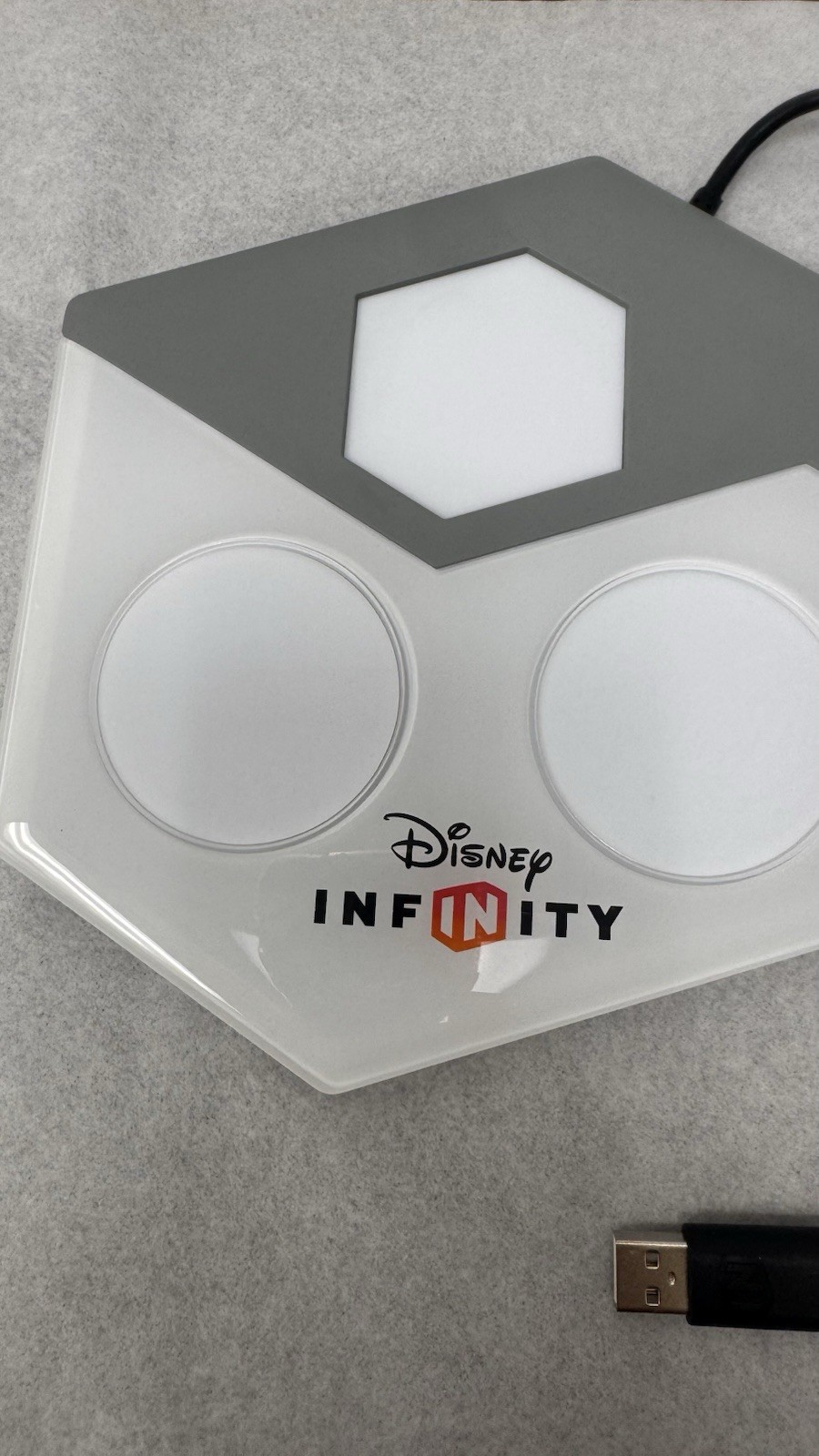 Disney Infinity Xbox One Portal Base Pad Model #INF-8032386
