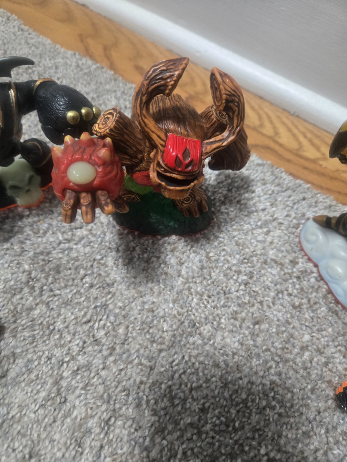Activision Skylanders Giants Series 2 – Lot of 10 Figures + Portal