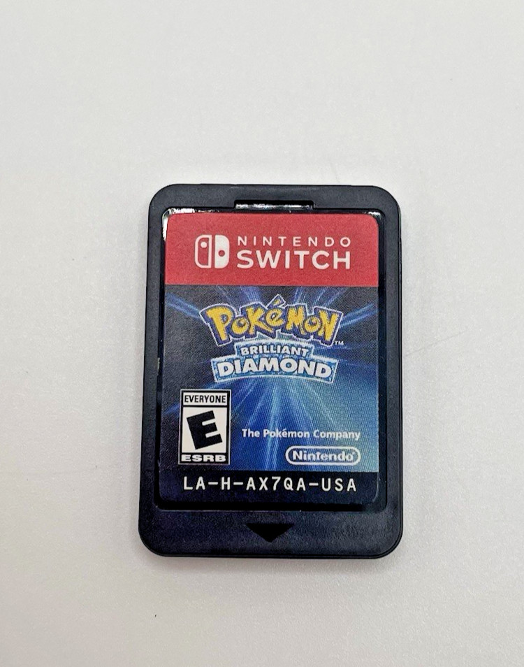 Pokemon Brilliant Diamond Nintendo Switch Game w/ Box *PRE-OWNED* #E24