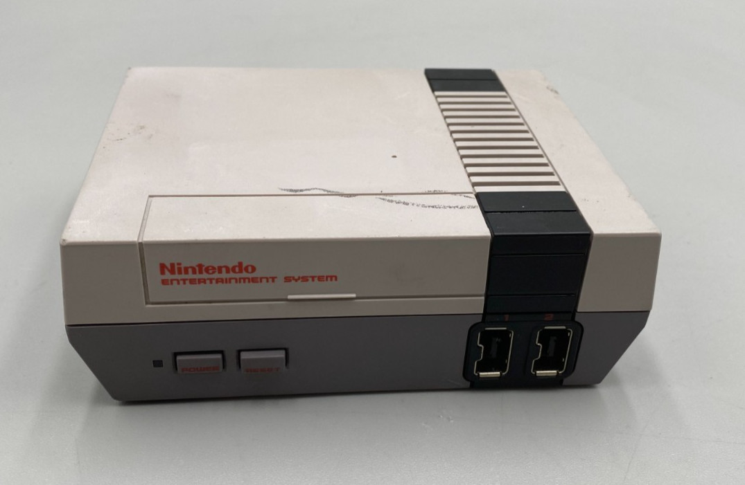 Nintendo MOD CLV-001 Gaming Console ONLY Fair
