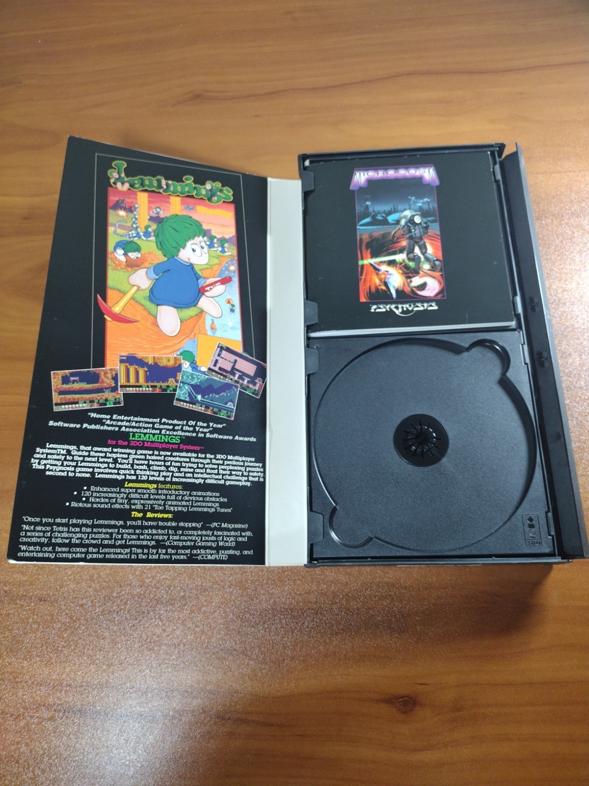 Microcosm (Panasonic 3DO) Long Box + Manual (No Disc) VGC NM Box