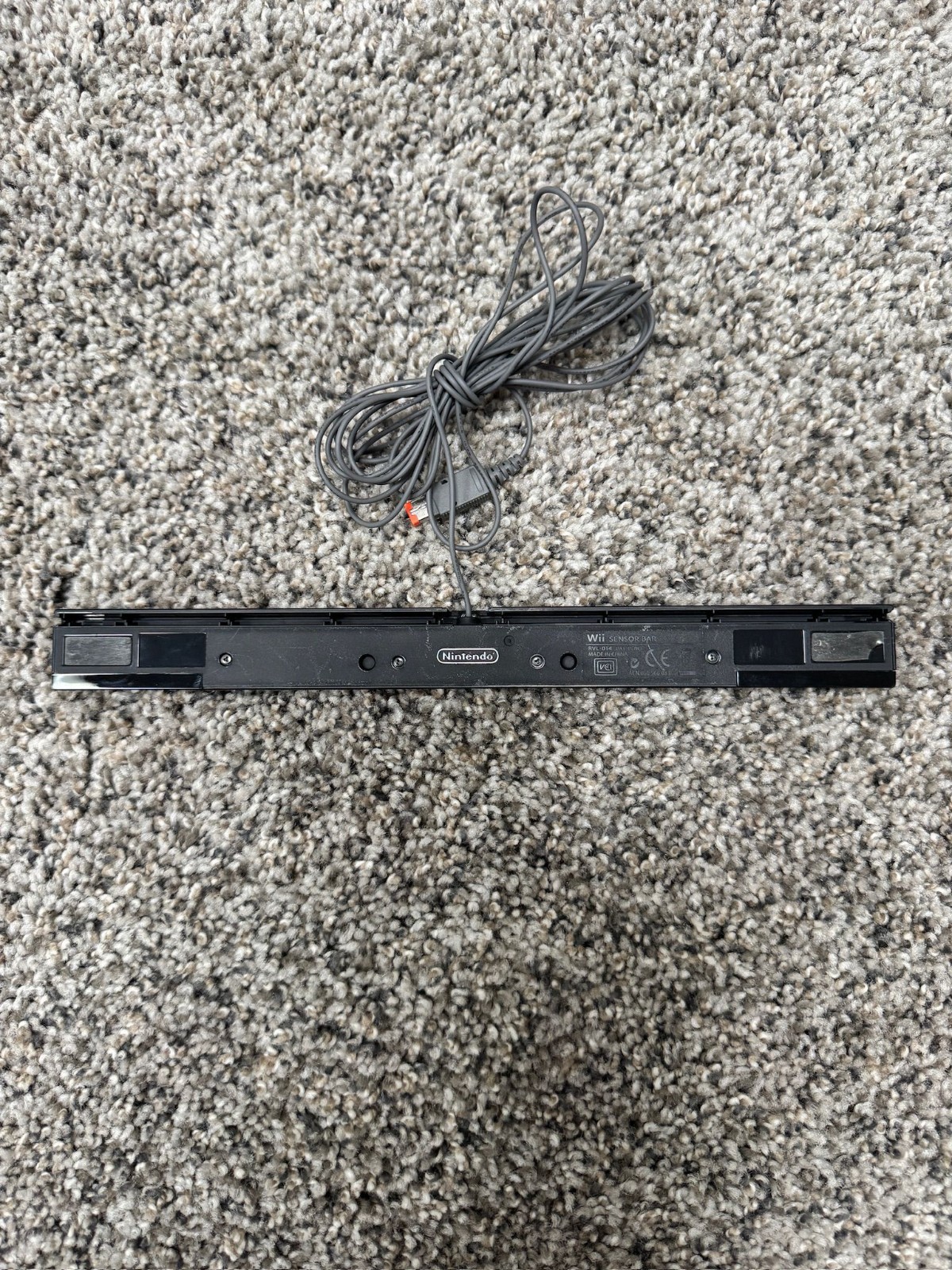 Nintendo Wii U GamePad Bundle OEM Charger Sensor Bar Controllers