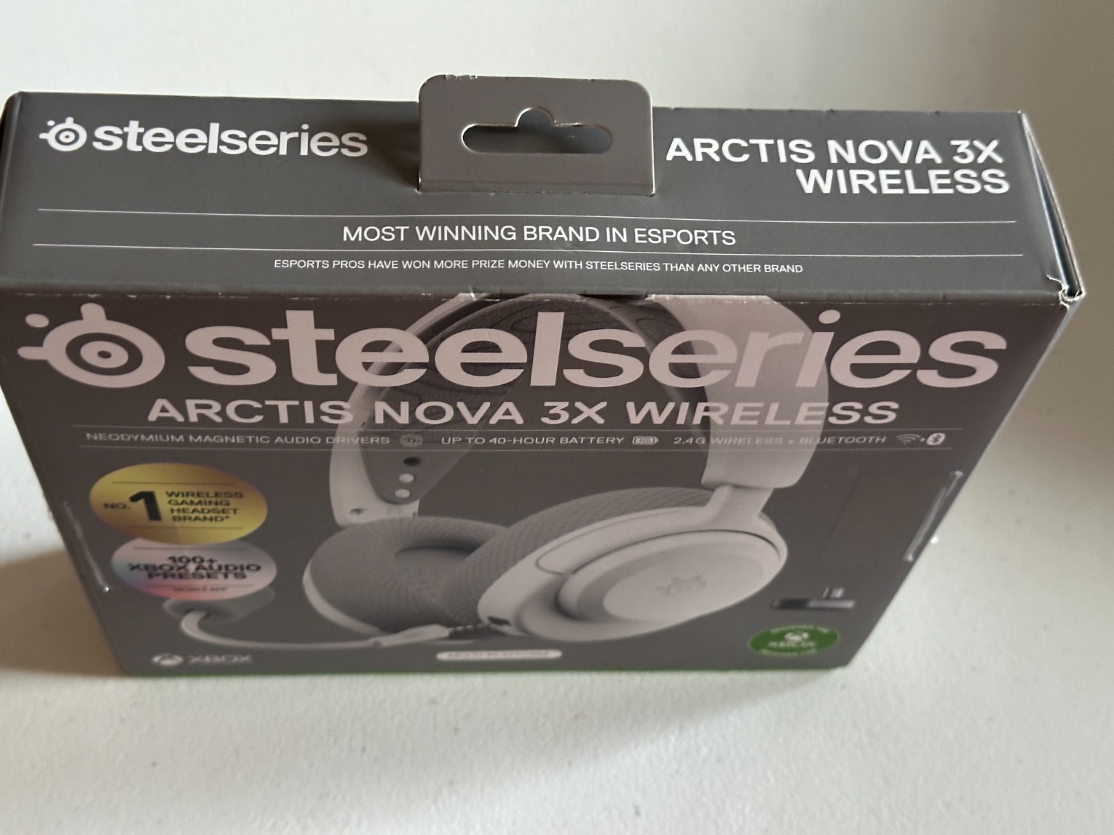 SteelSeries Arctis Nova 3X Wireless Multi-Platform Gaming Headset (White)