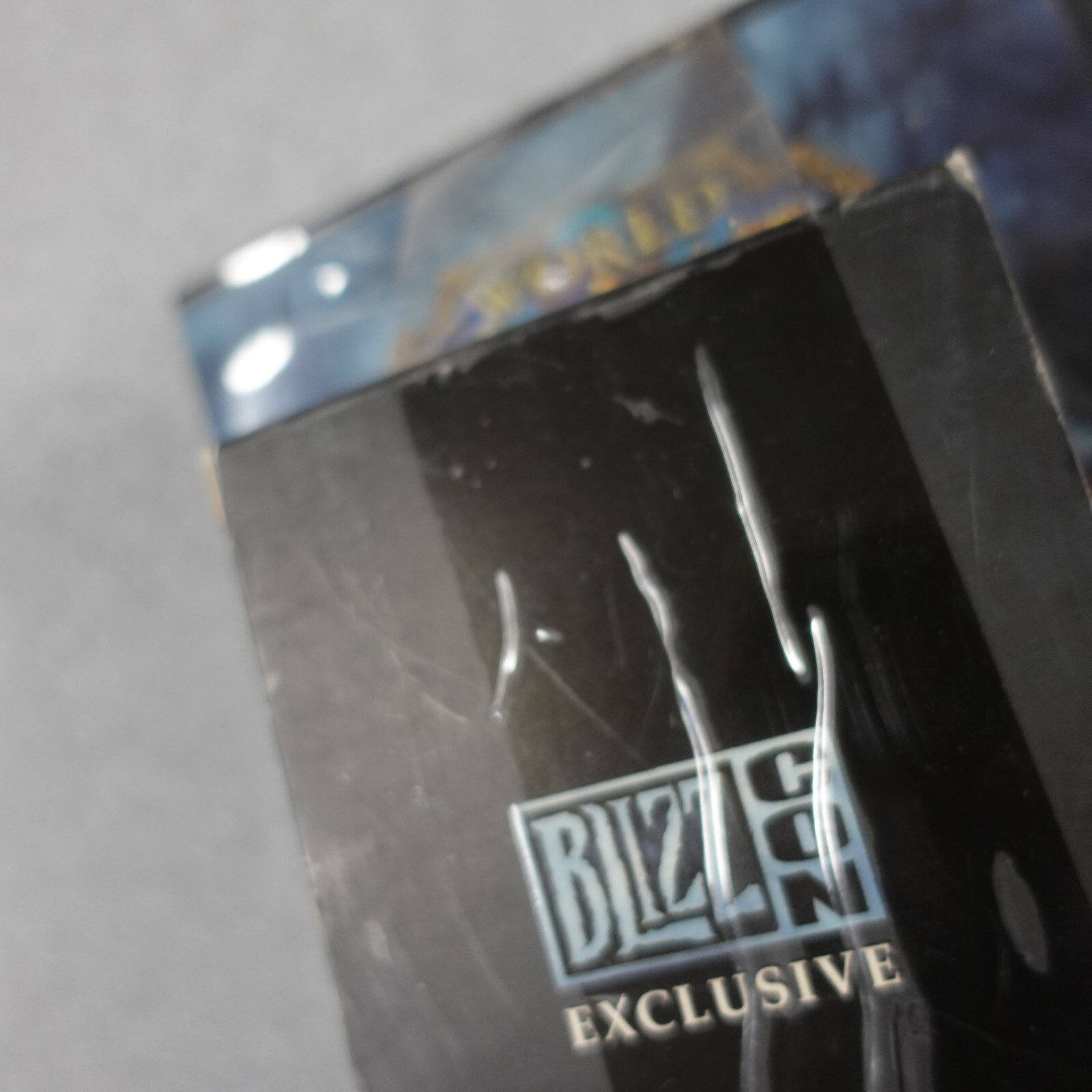 Mega Bloks World of Warcraft: Exclusive Shaman Thrall 2012 with Game