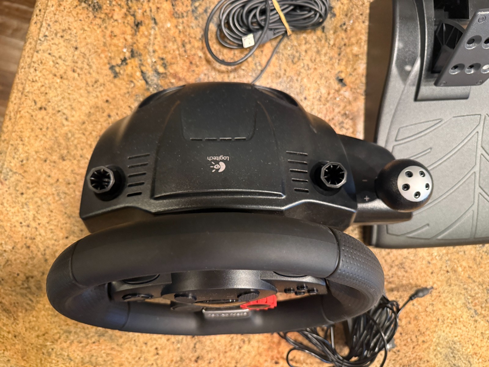 Logitech Driving Force GT Racing Wheel & Pedal Set PlayStation 3 and PC