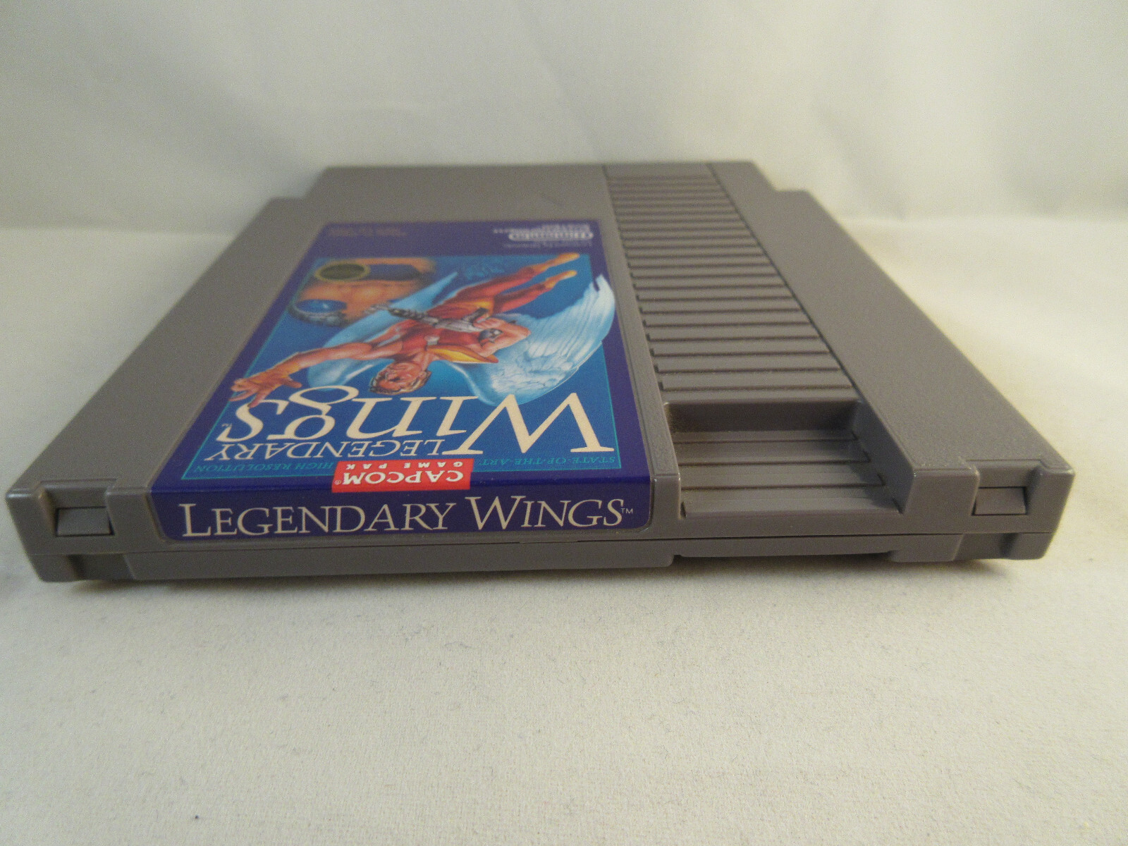LEGENDARY WINGS (Nintendo NES) CAPCOM Vintage w/ Cartridge, Sleeve, Protector