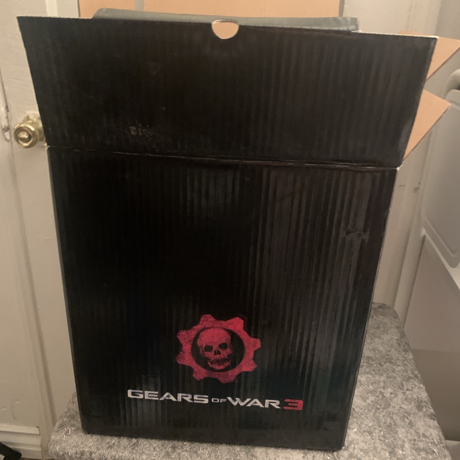 Gears of War 3 Marcus Fenix Collectors Figure Limited Edition Statue Epic Games