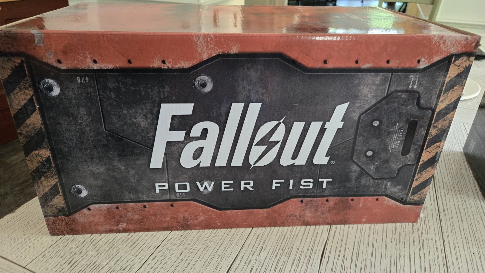 Fallout Power Fist Bethesda Chronicle Collectibles Replica 1:1 Scale