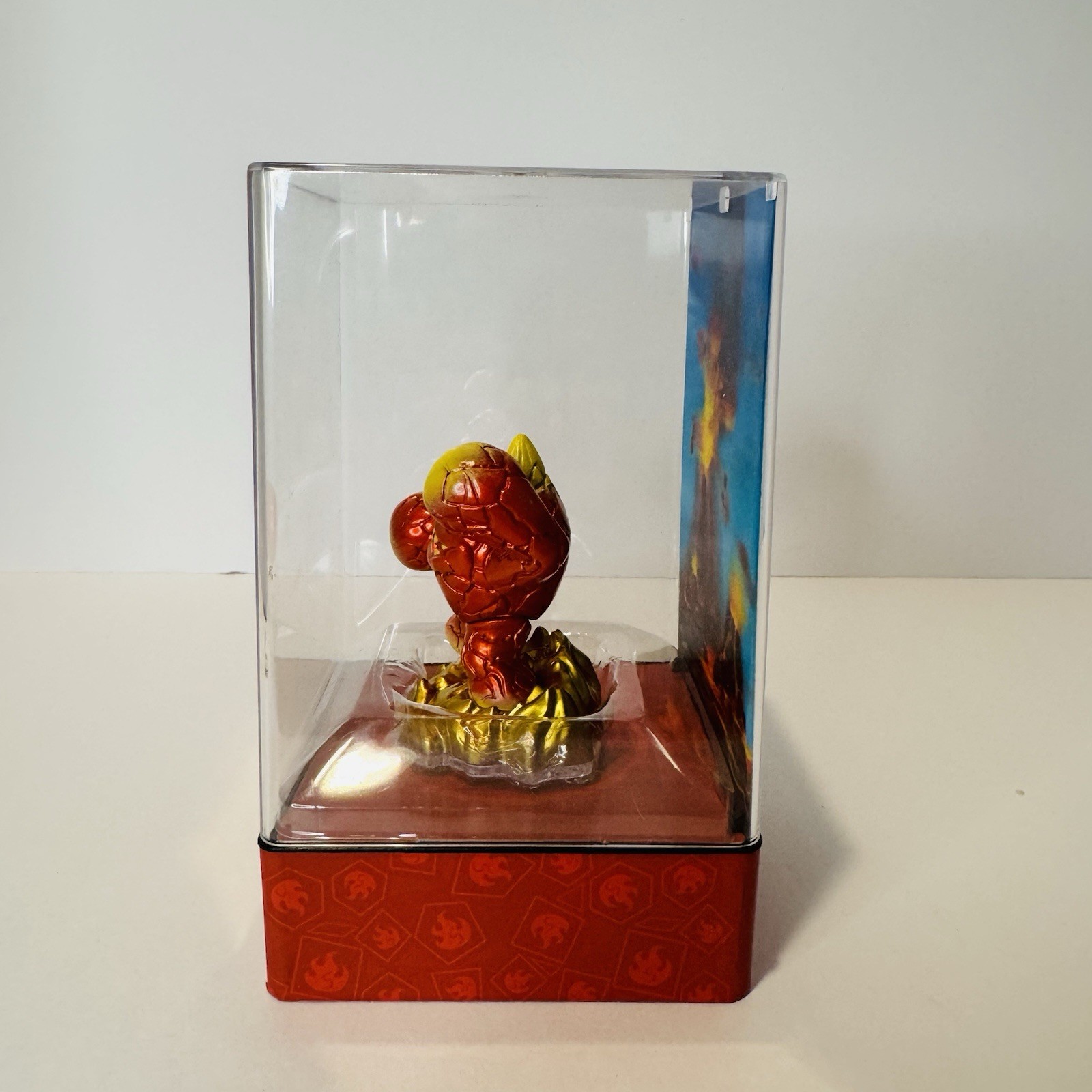 Skylanders Eon’s Elite Eruptor w/ Display Case