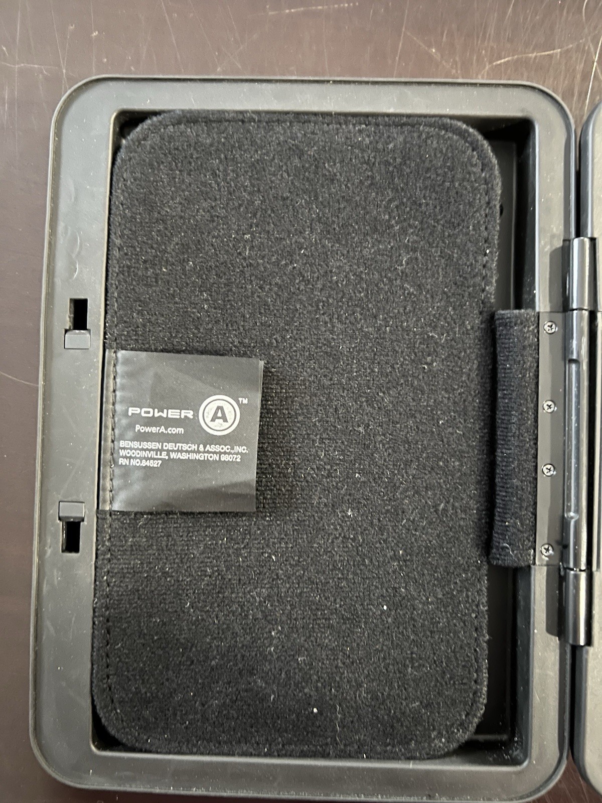 Pokemon Black And White Nintendo DS Hard Shell Travel Case 2011