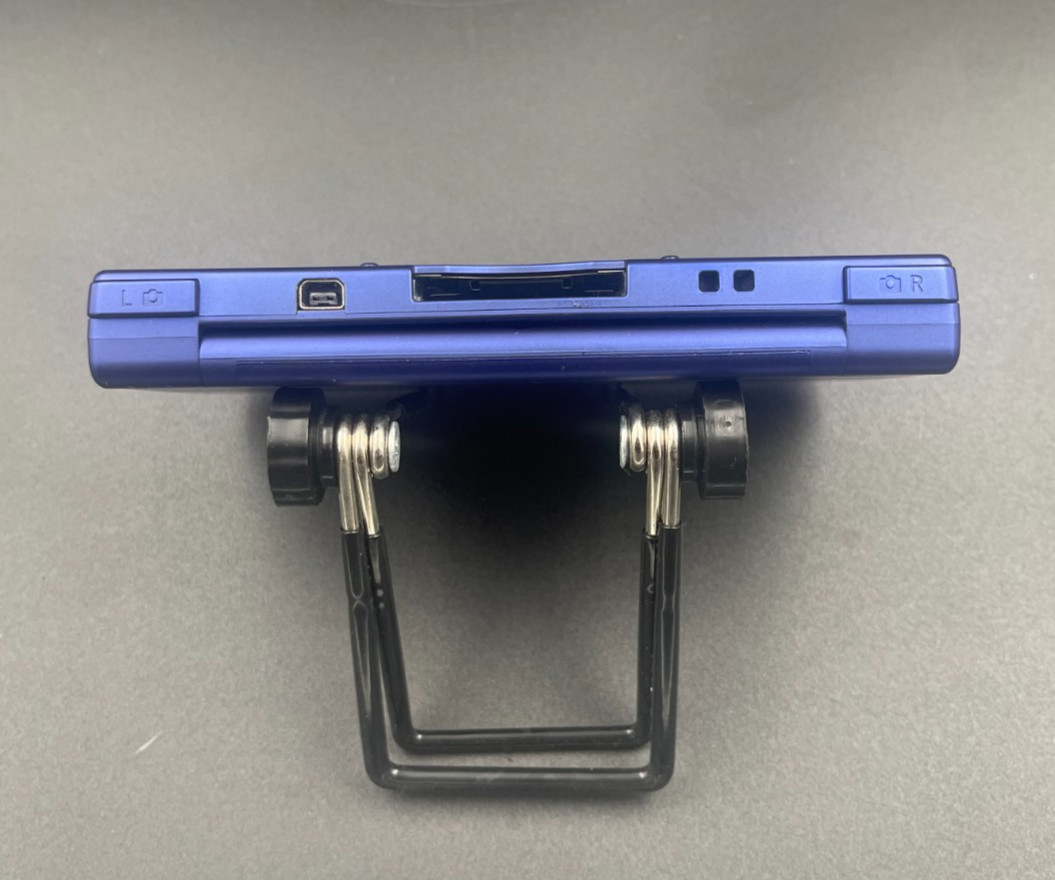 Nintendo DSi Metallic Blue Handheld Console with Charger Case From Japan