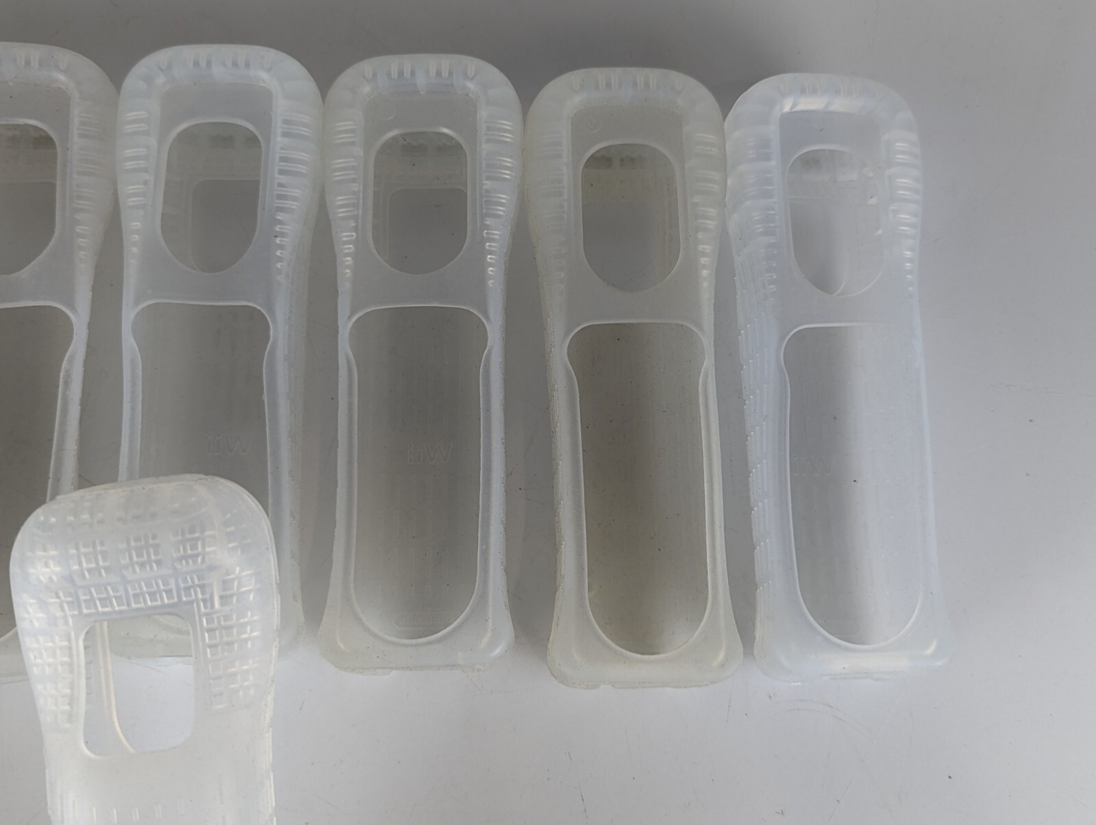 Official Nintendo Wii Remote Rubber Silicone Gel Cover Sleeves Clear Lot of 8