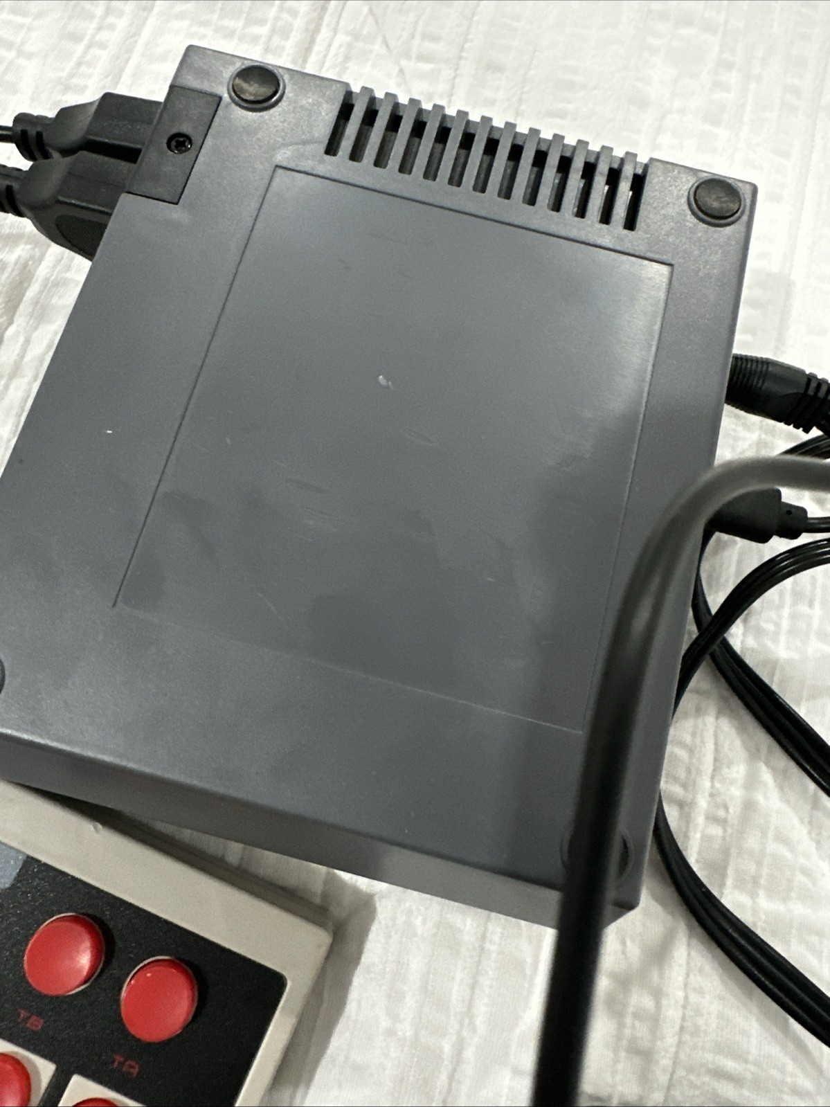 Nintendo NES Classic Edition Console 2 Controllers