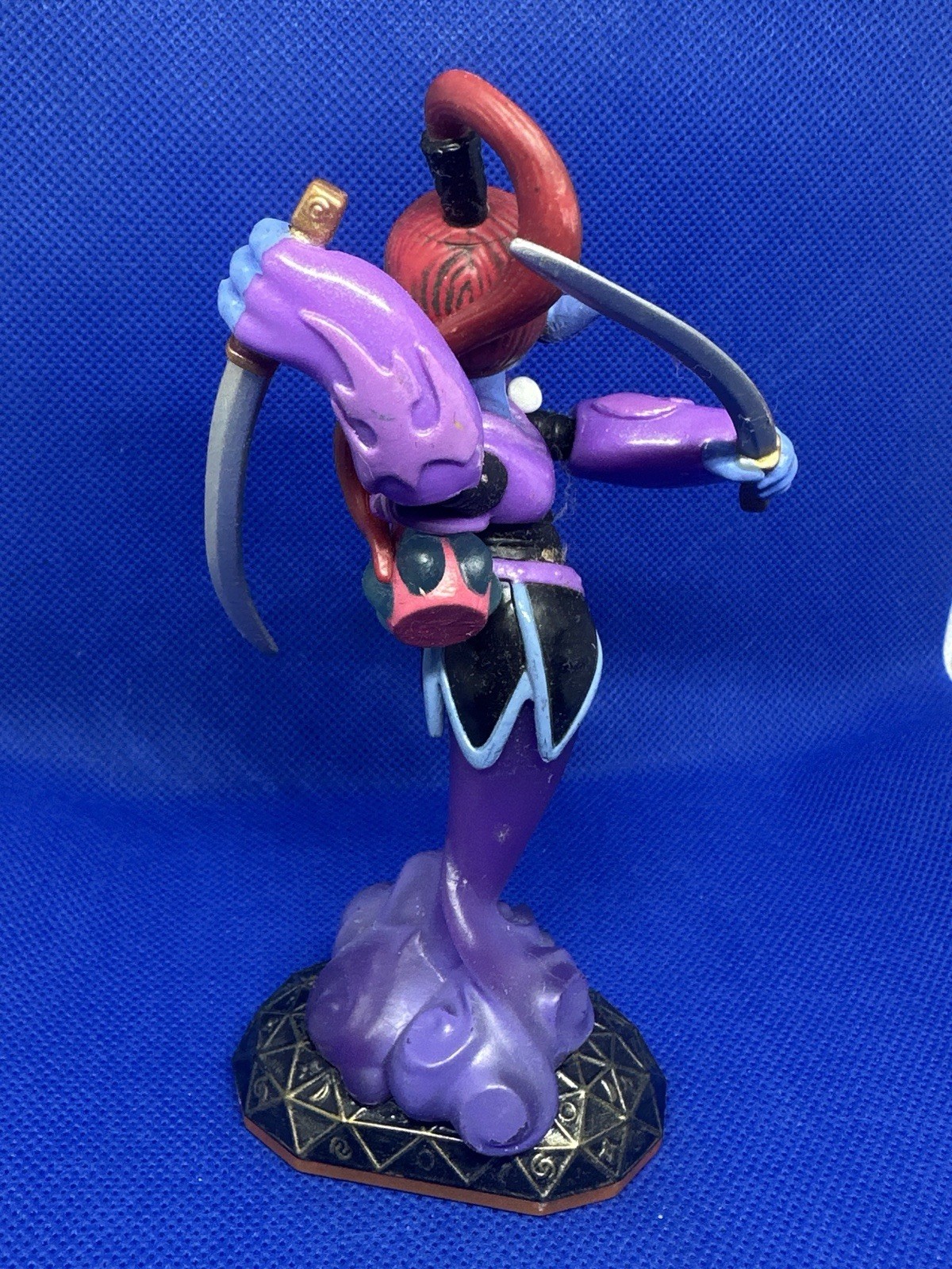 Skylanders Giants Scarlet Ninjini Character Figure