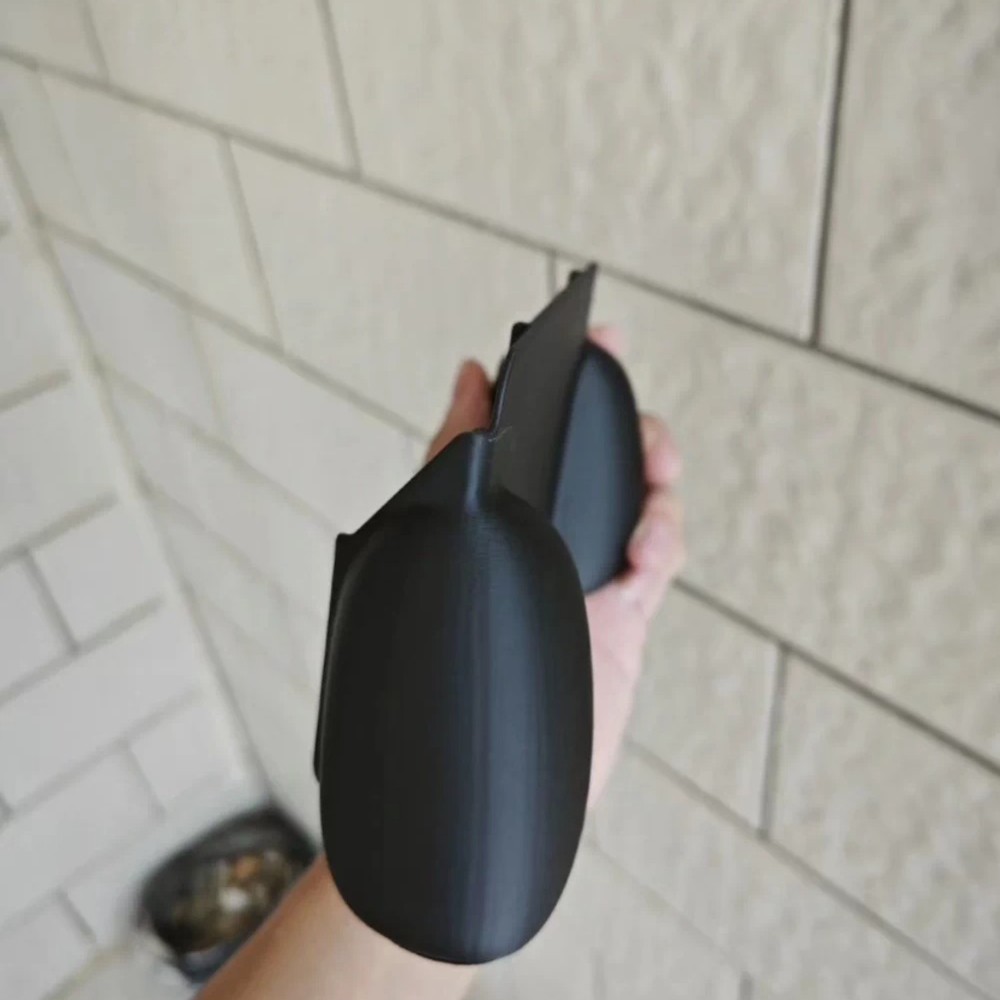 3D Printed Handhold Controller Stand Grip Protector For Powkiddy RGB30 rgb30