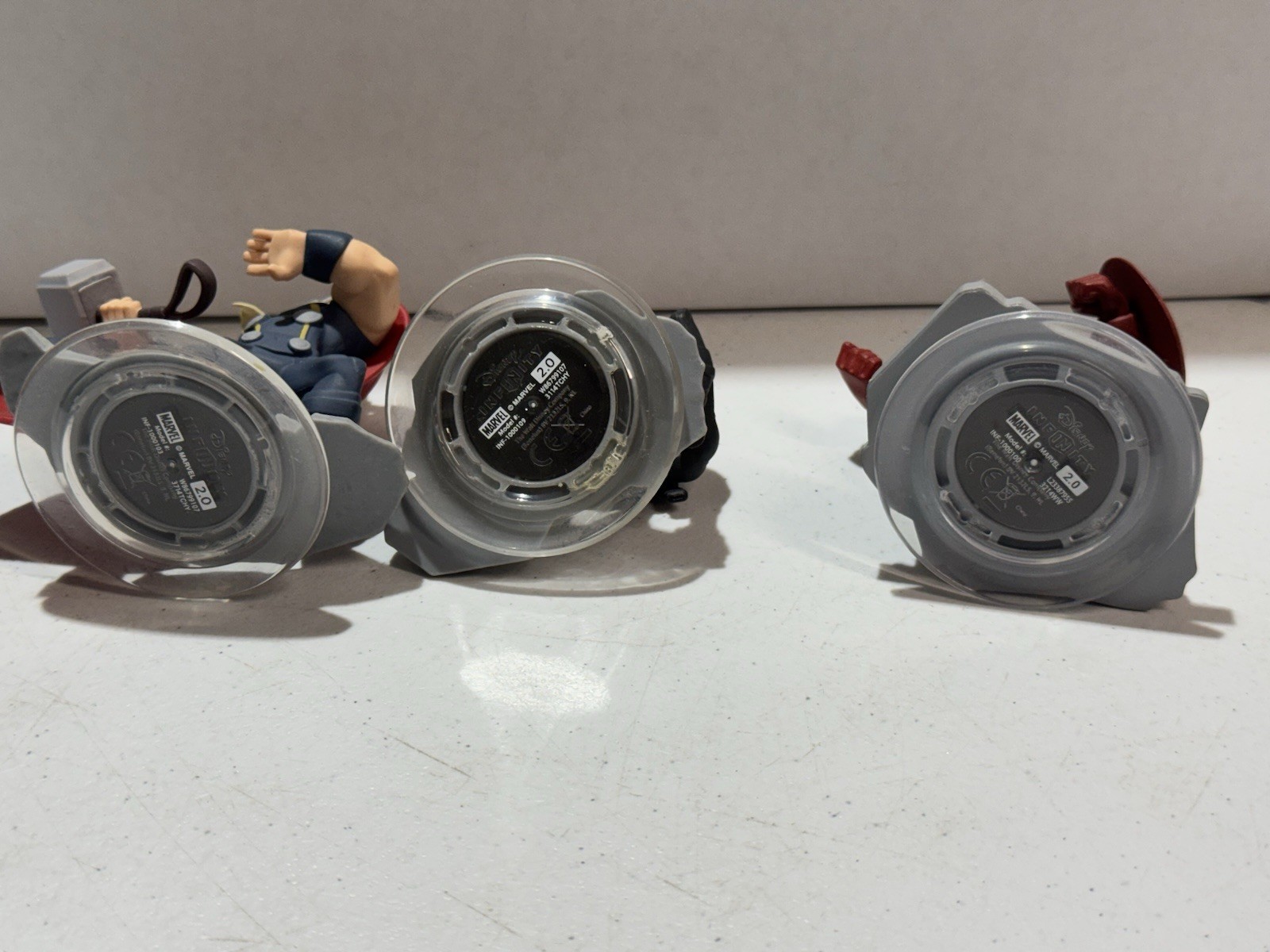 DISNEY INFINITY 2.0 MARVEL AVENGERS LOT OF 7 HULK THOR IRON MAN CAPTAIN AMERICA