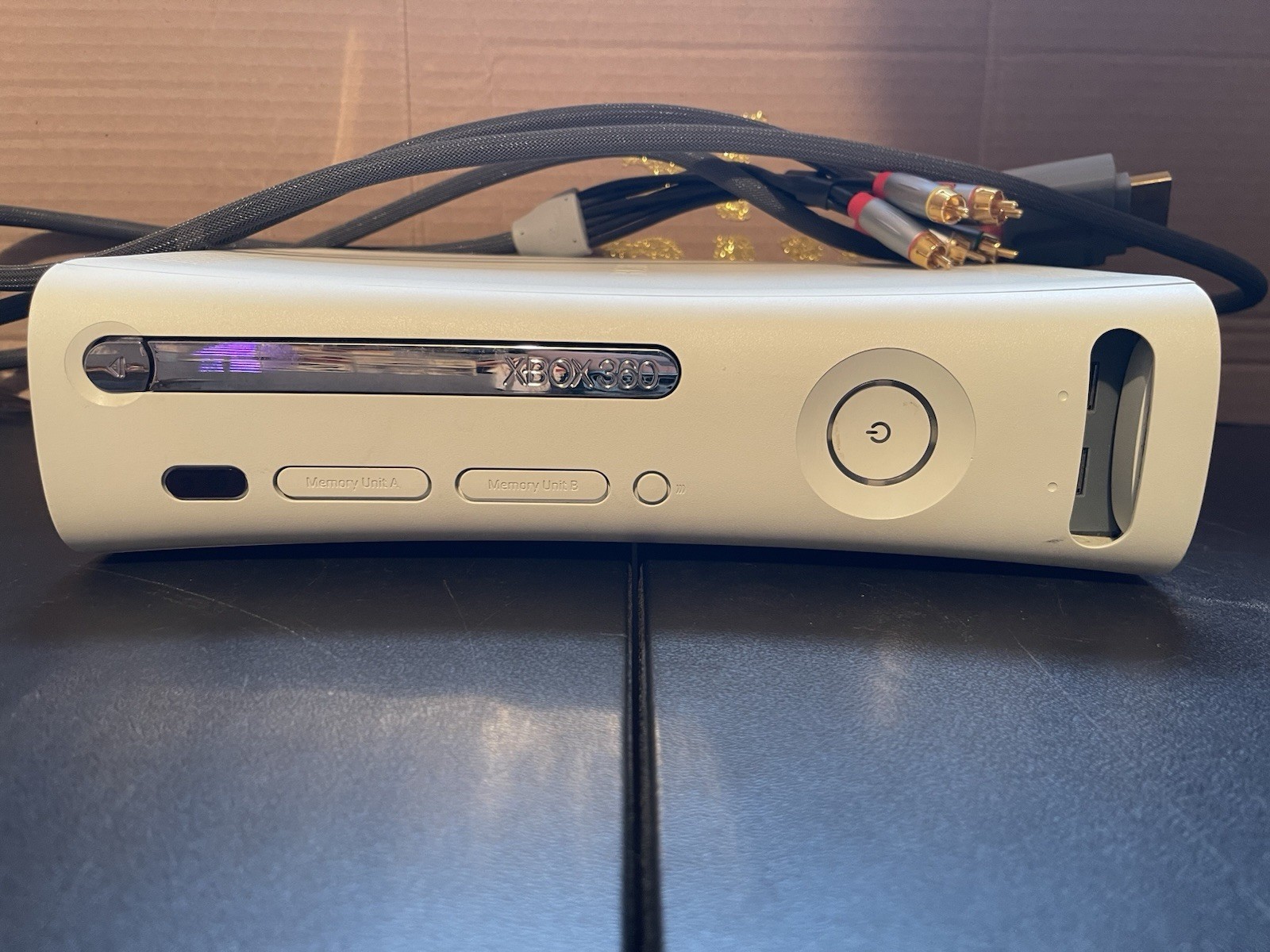 Xbox 360 Console Bundle White Complete Cords Tested WWE Games Lot 2 Controllers!
