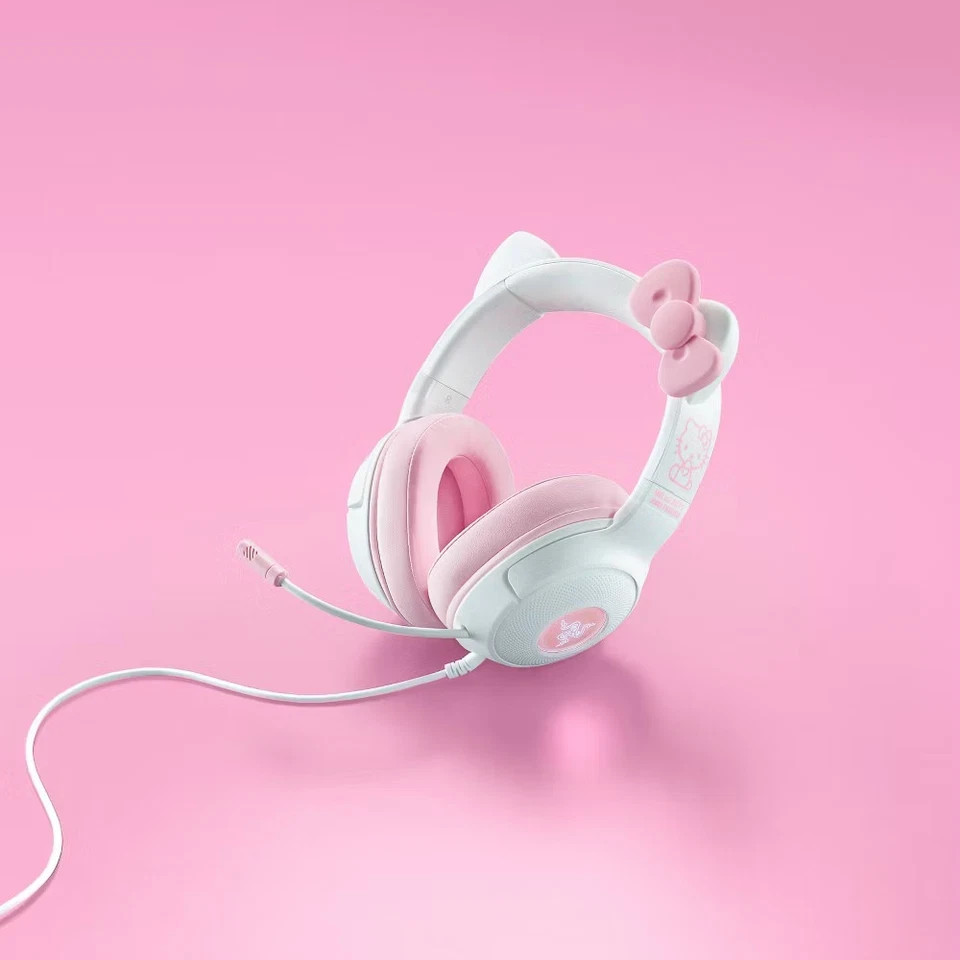 Razer Kraken Kitty V2 Wired USB A Gaming Headset with Kitty Ears and Chroma RGB
