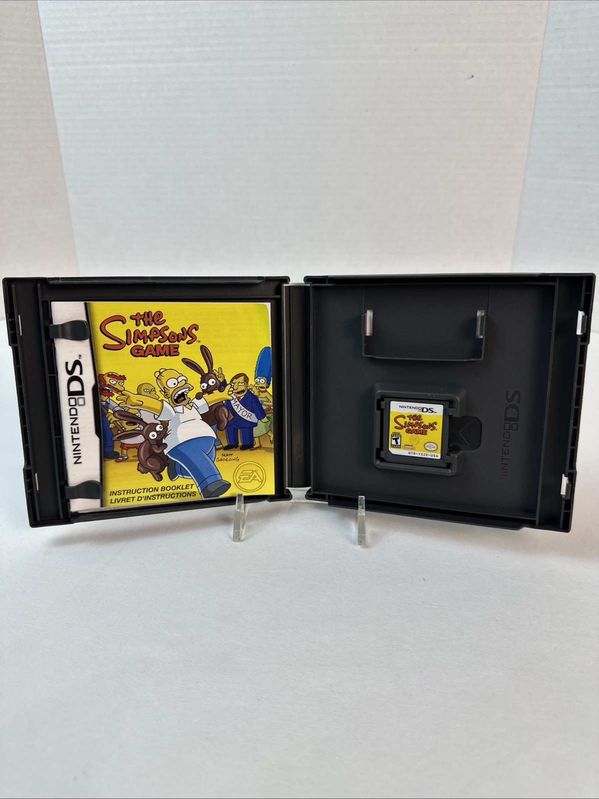 The Simpsons Game (Nintendo DS, 2007) CIB Complete EUC Tested Working