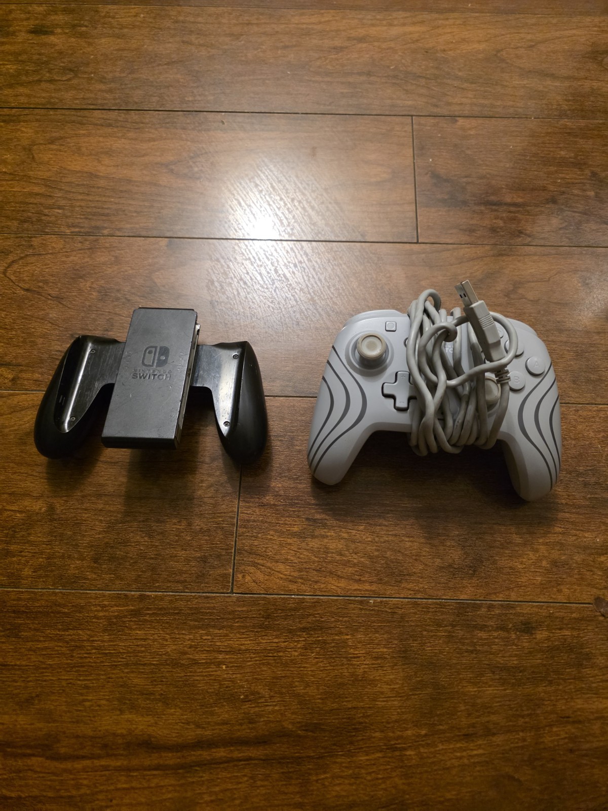 Nintendo Switch OLED Model – 64GB/White (HEGSKAAAA)