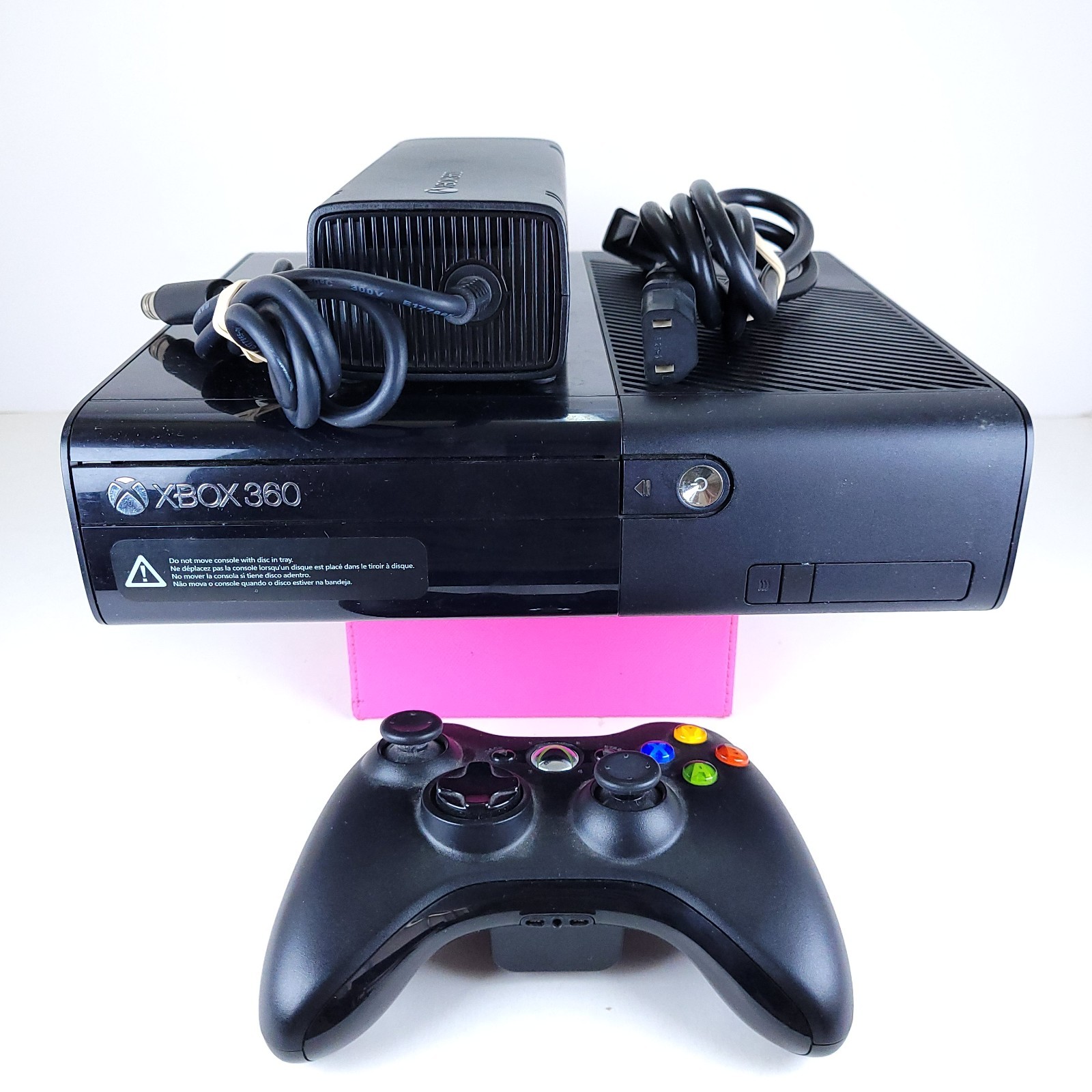 XBOX 360 E Console Model 1538 No Hard Drive w/Controller + Power Supply Tested