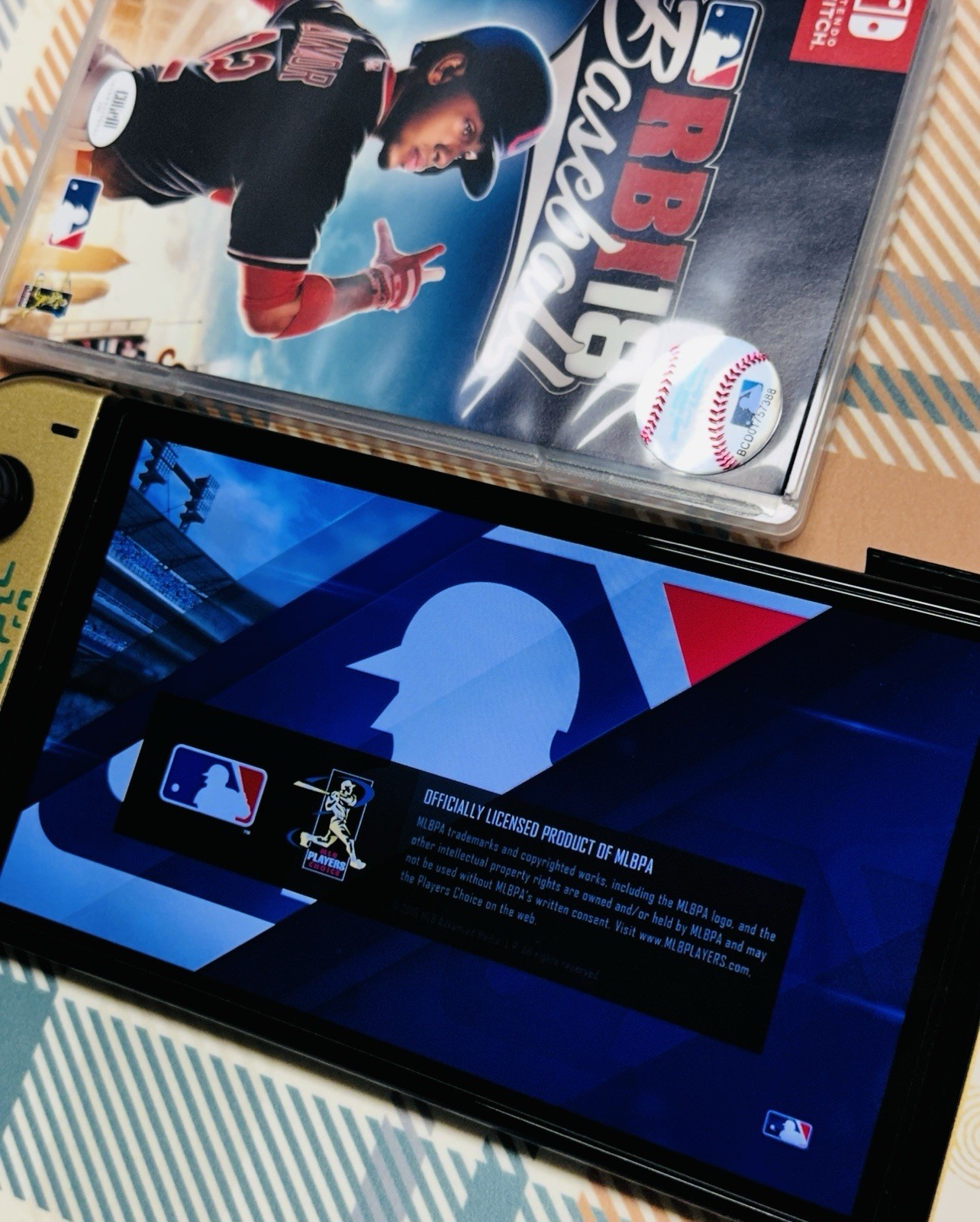R.B.I. Baseball 18 (Nintendo Switch, 2018) With Case Tested/Works Fast Shipping