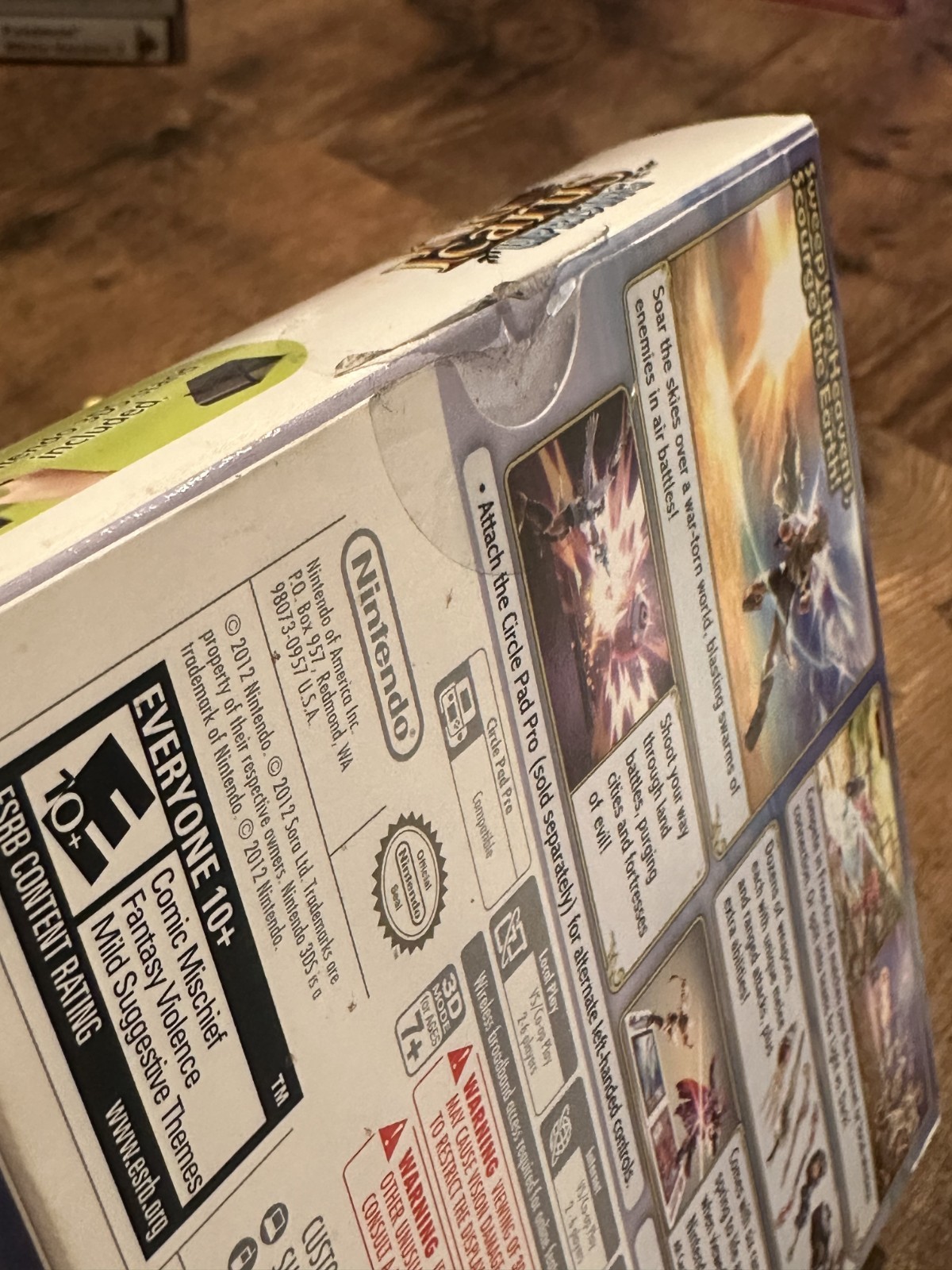 ♫ BIG BOX Kid Icarus: Uprising (Nintendo 3DS) (2012) CIB w/CARDS AND 3DS STAND!