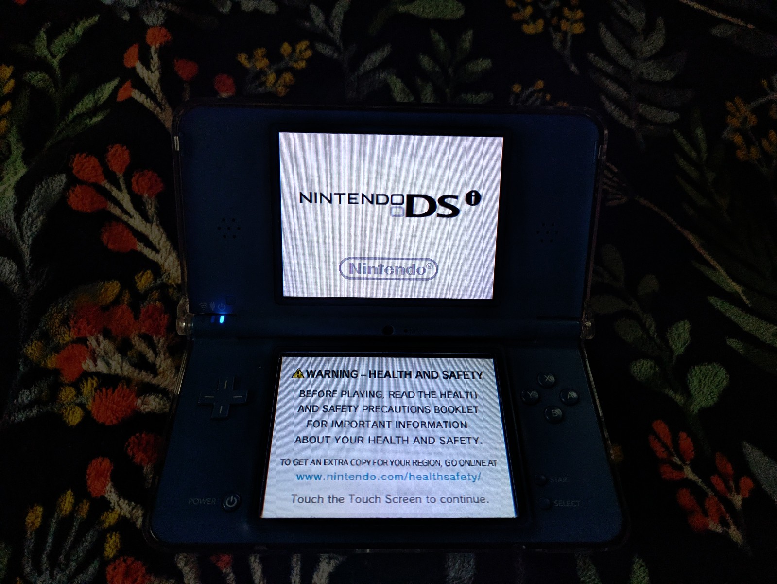 Nintendo DSi XL Handheld System – Midnight Blue
