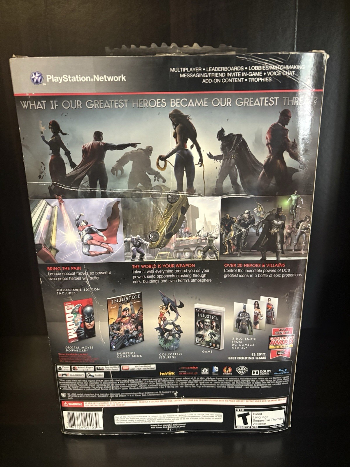 Injustice: Gods Among Us Collector’s Edition PS3 2013 Batman Wonder Woman Statue