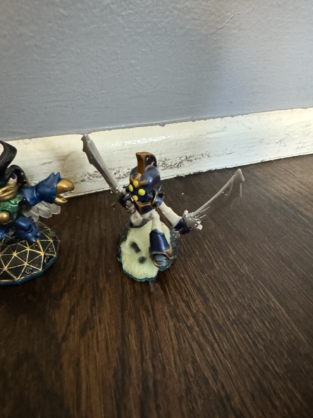 Skylanders Lot Of 4 Figures Dune Bug, Stealth Elf, Chop Chop, Knockout Terrafin