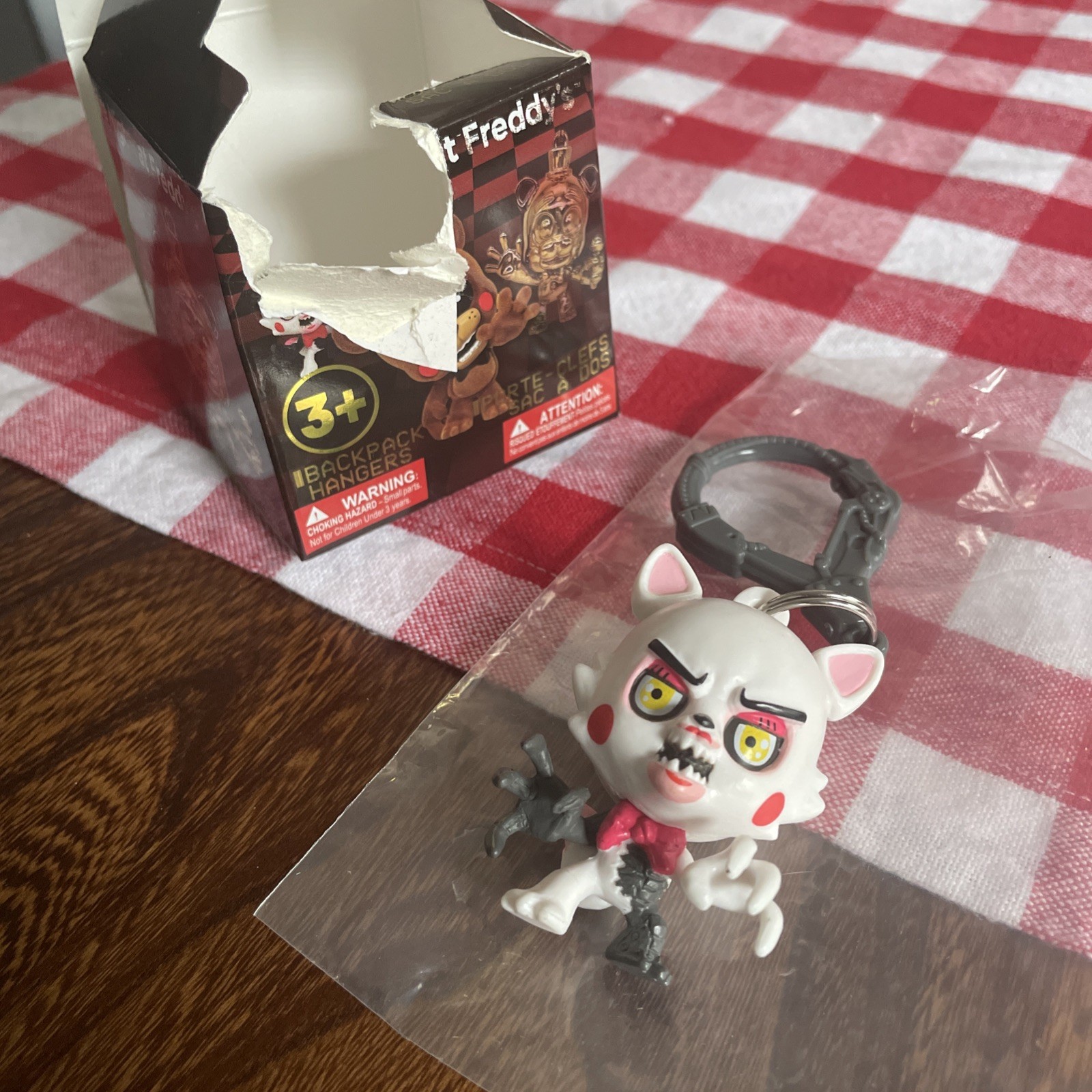Five Nights at Freddy’s FNAF Mangle Toy Foxy Backpack Hanger Clip Keychain Funko