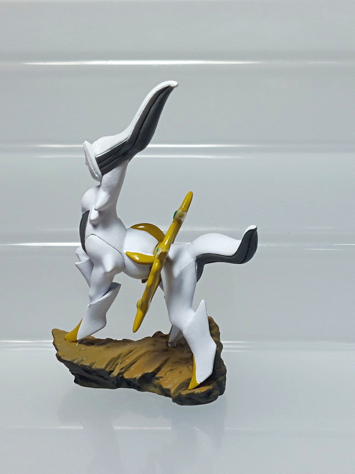 Arceus Pokemon Preorder Bonus Figure Kaiyodo 2006 Exclusive Japan Q02 3.2in