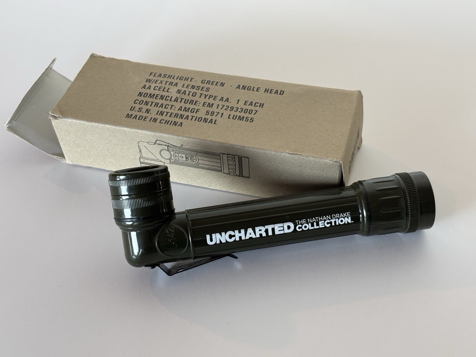 LIMITED UNCHARTED Nathan Drake Collectible Ring(415/1000) + FREE RARE Flashlight