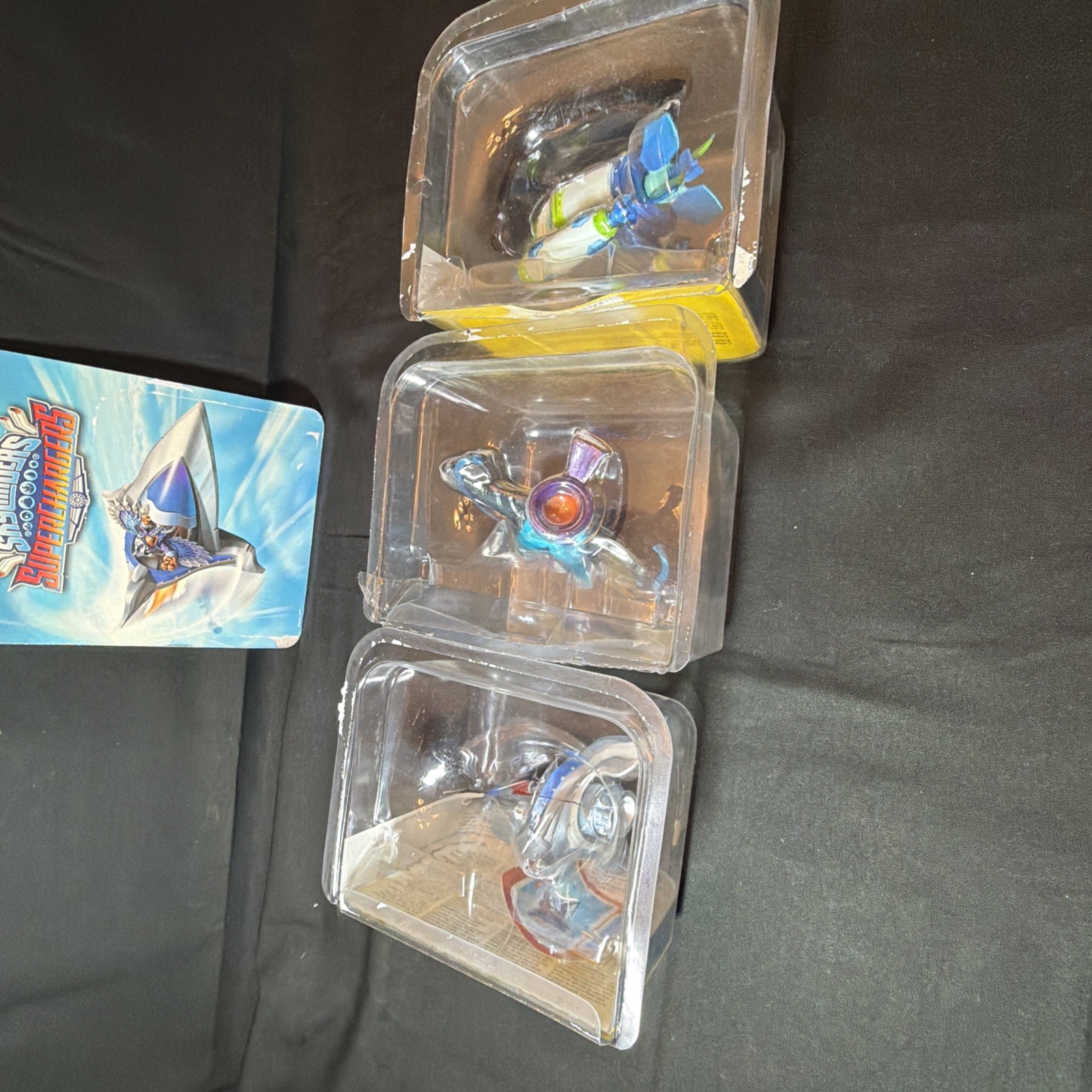Skylanders Mixed Lot Of 35 Action Figure Toys+vehicles+2 Xbox Game DVDs
