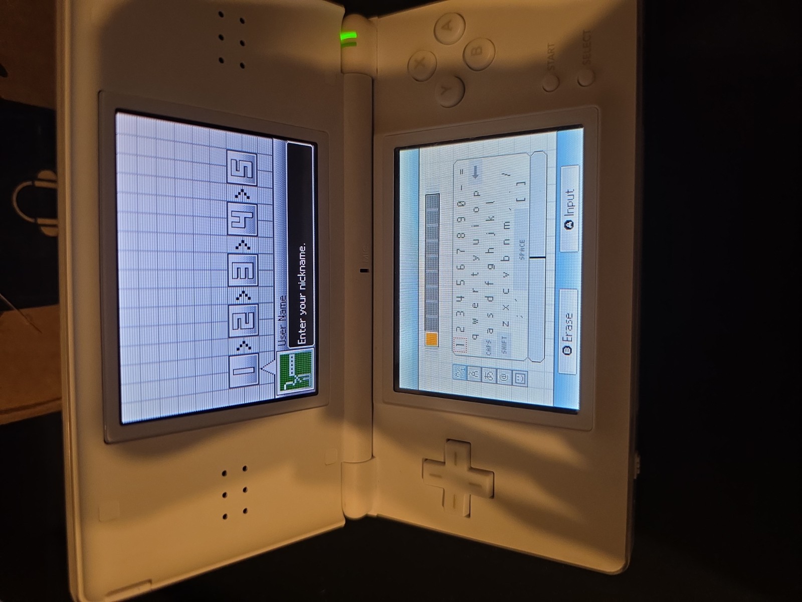 Nintendo DS Handheld System White With Stylus And Gba Cover Tested Working
