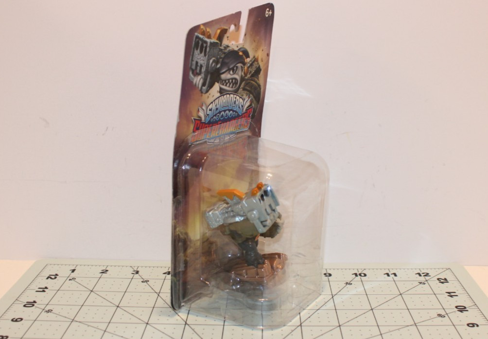 Skylanders SuperChargers Shark Shooter Terrafin New on Card 2015